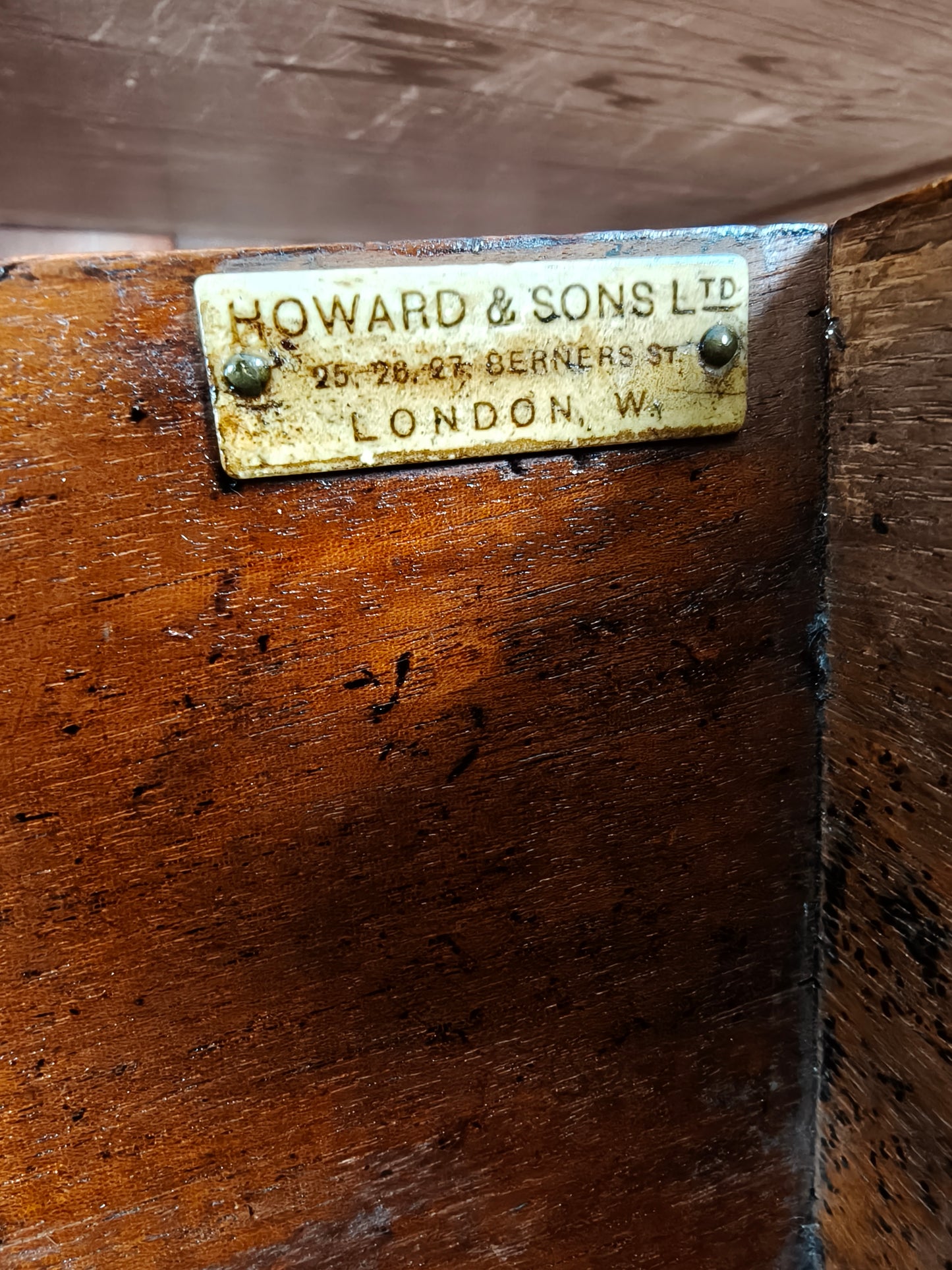 Antique Howard & Son’s Berners Street Linen Press – Light Oak, 19th Century