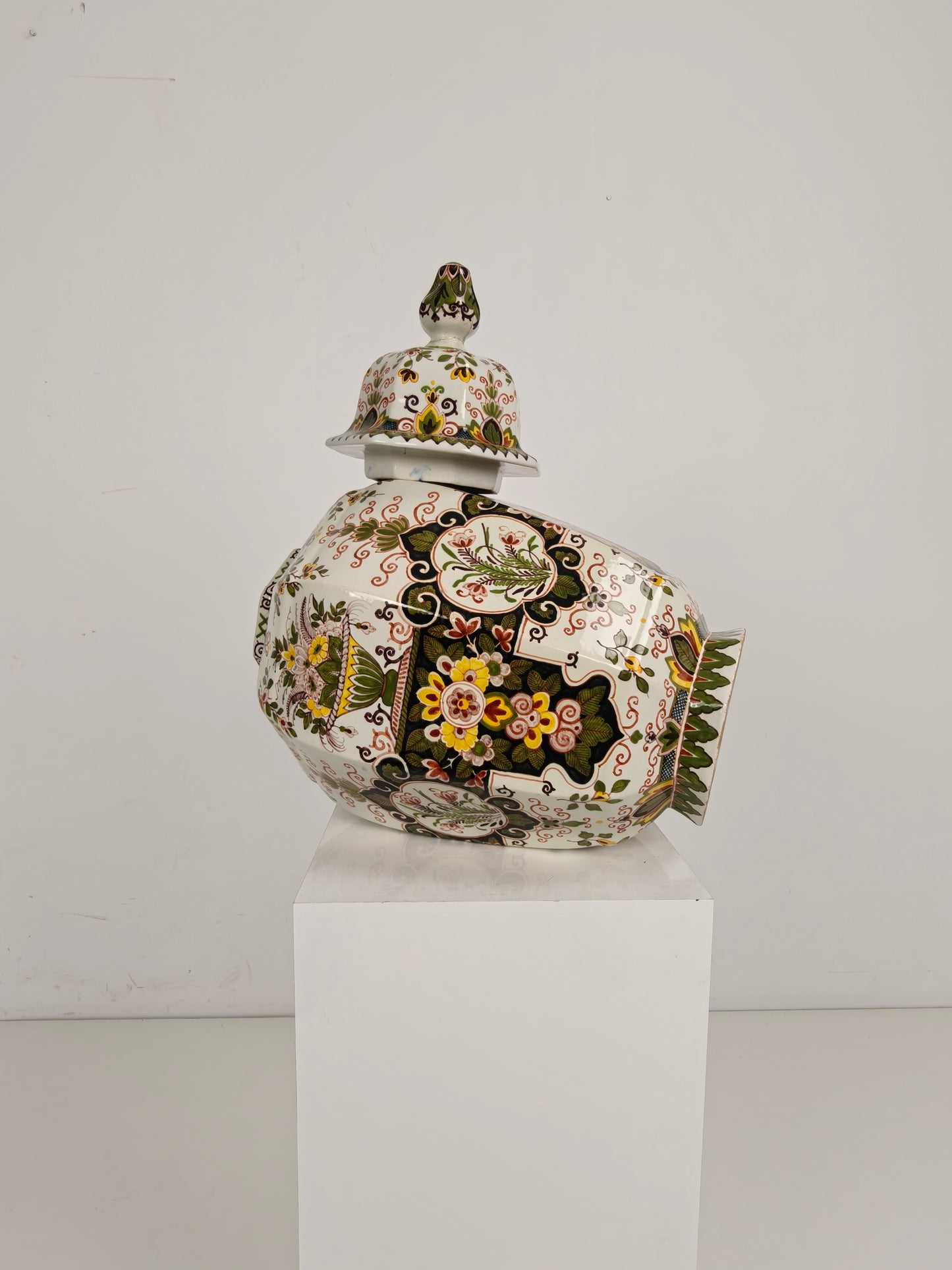 Makkum Tichelaar Lidded Pot, Hand-Painted Porcelain – Dutch