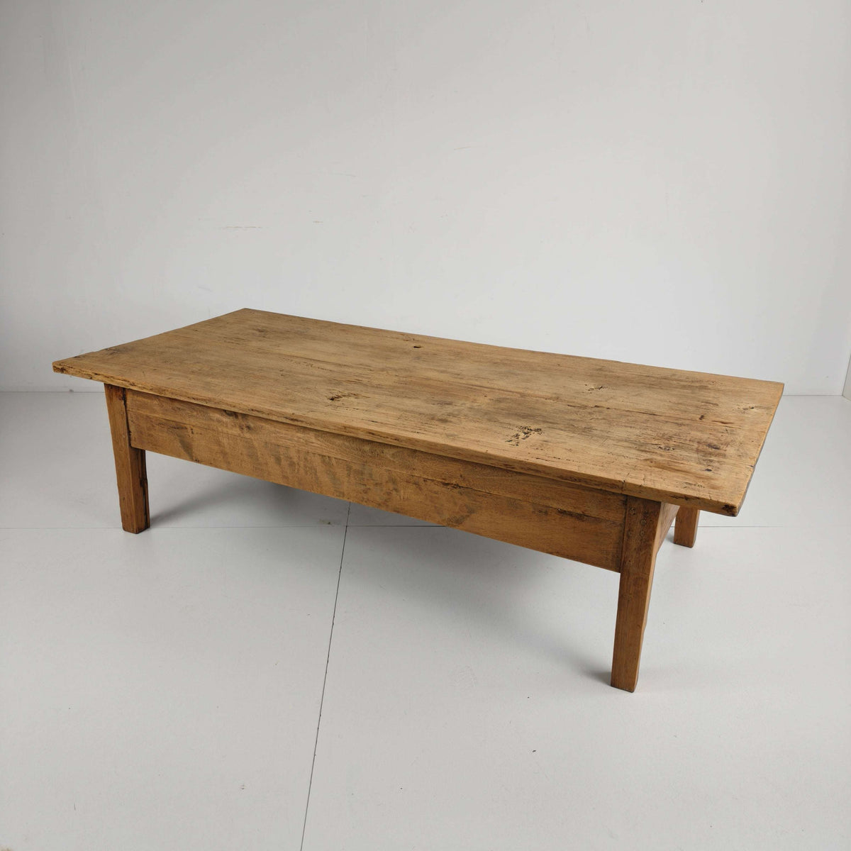 Antique 19th Century French Farmhouse Oak Coffee Table Antique 19th Century French Farmhouse Oak Coffee Table