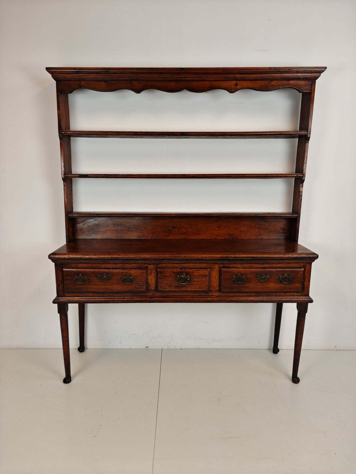 Late Georgian 18th Century Welsh Dresser – Solid Oak