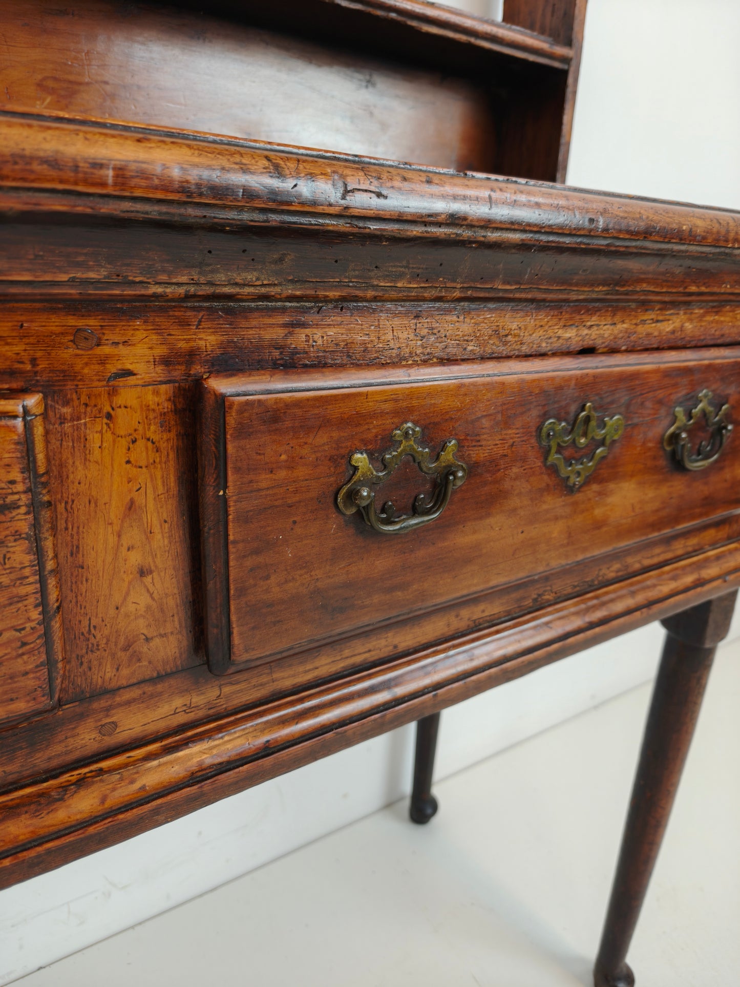 Late Georgian 18th Century Welsh Dresser – Solid Oak