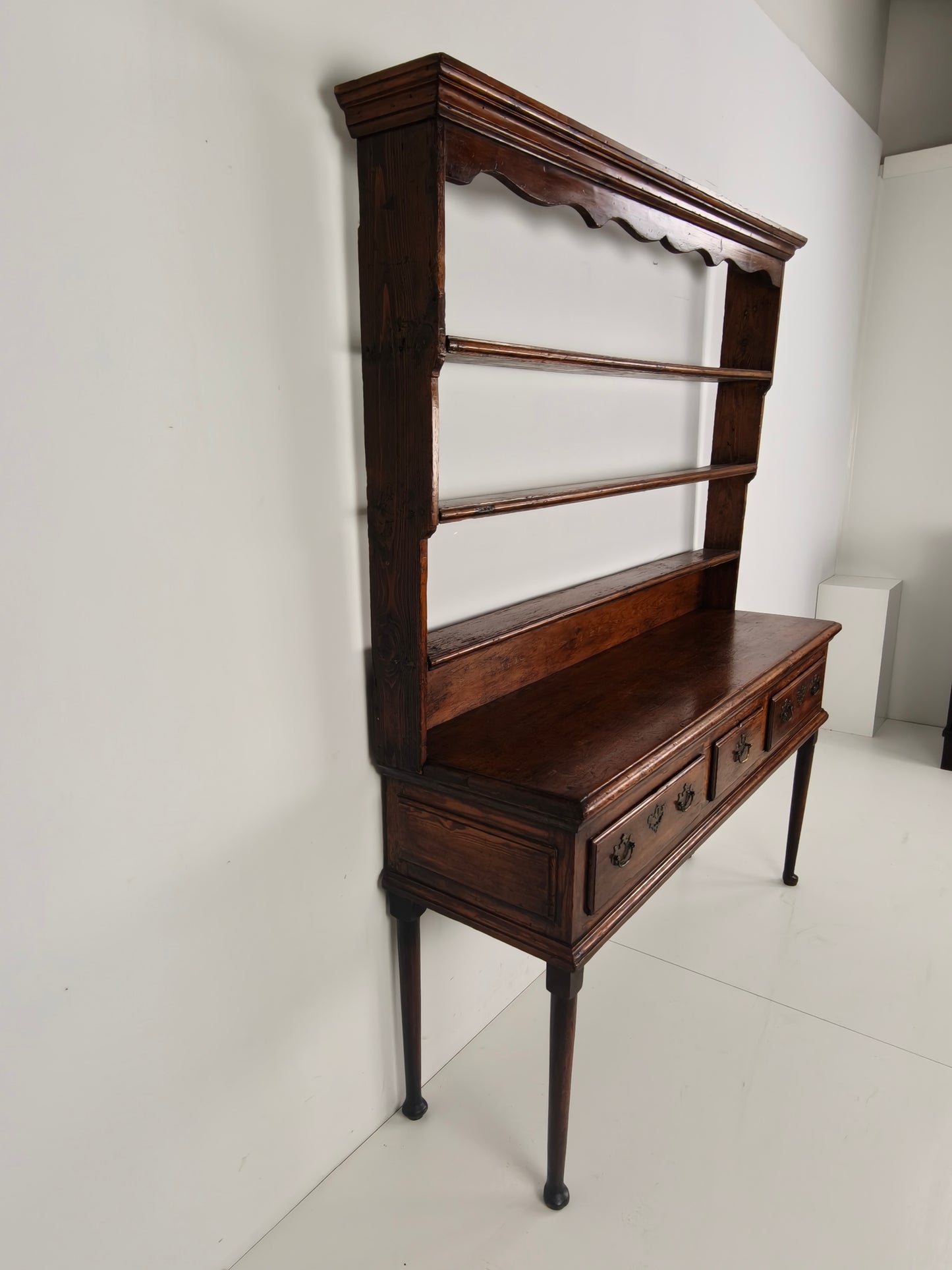 Late Georgian 18th Century Welsh Dresser – Solid Oak