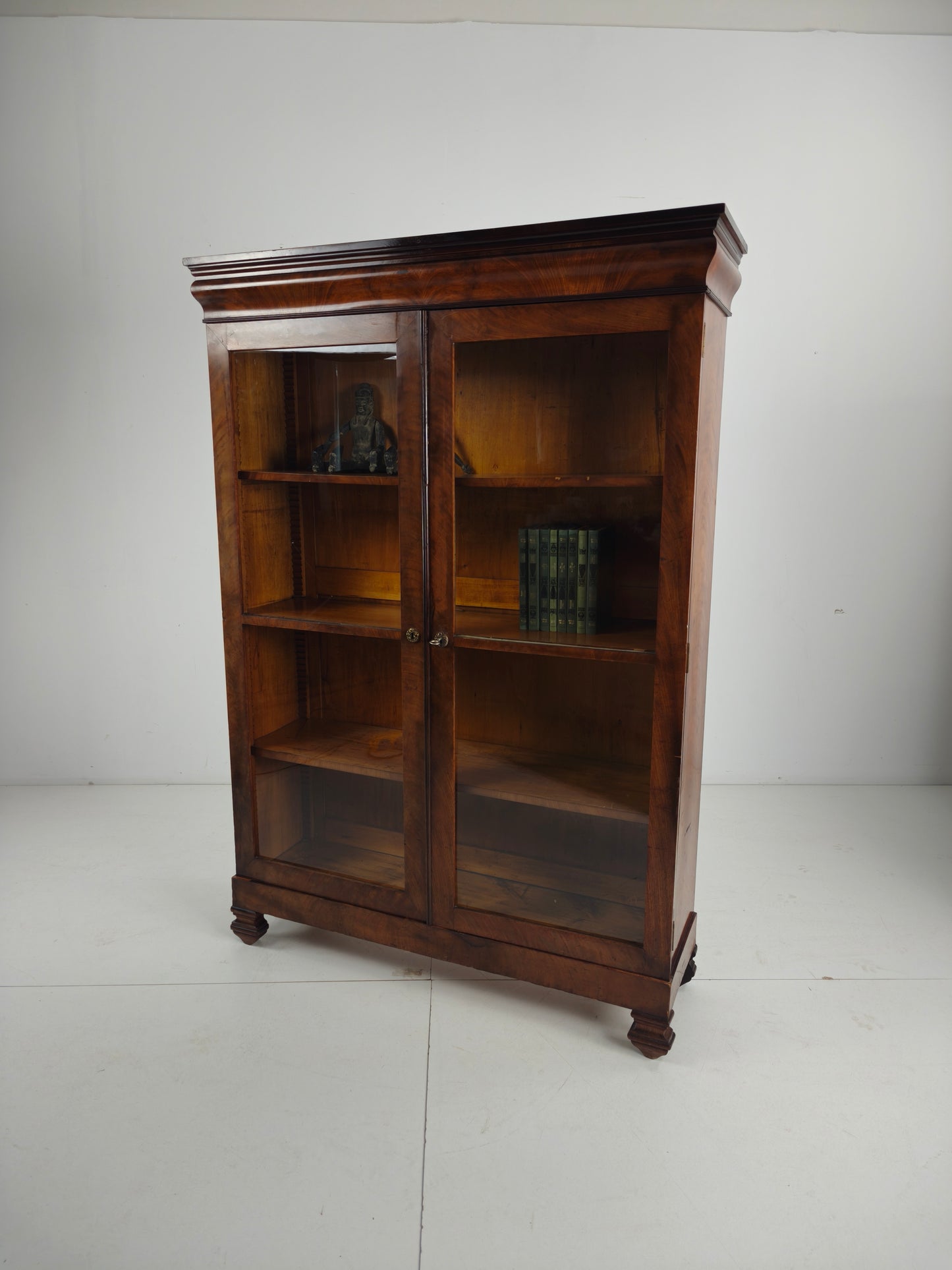 Beautiful 19th Century Biedermeier Bookcase – Walnut, Original Antique Glass