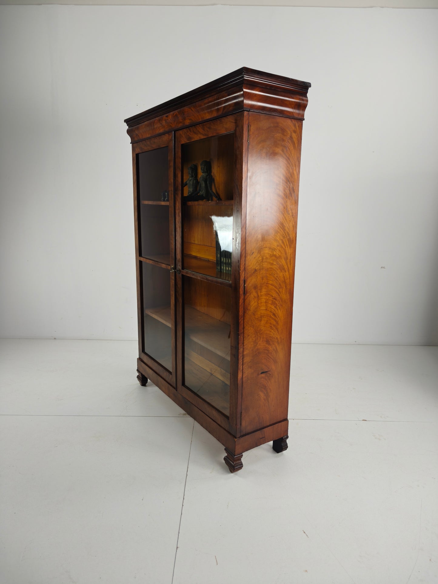 Beautiful 19th Century Biedermeier Bookcase – Walnut, Original Antique Glass