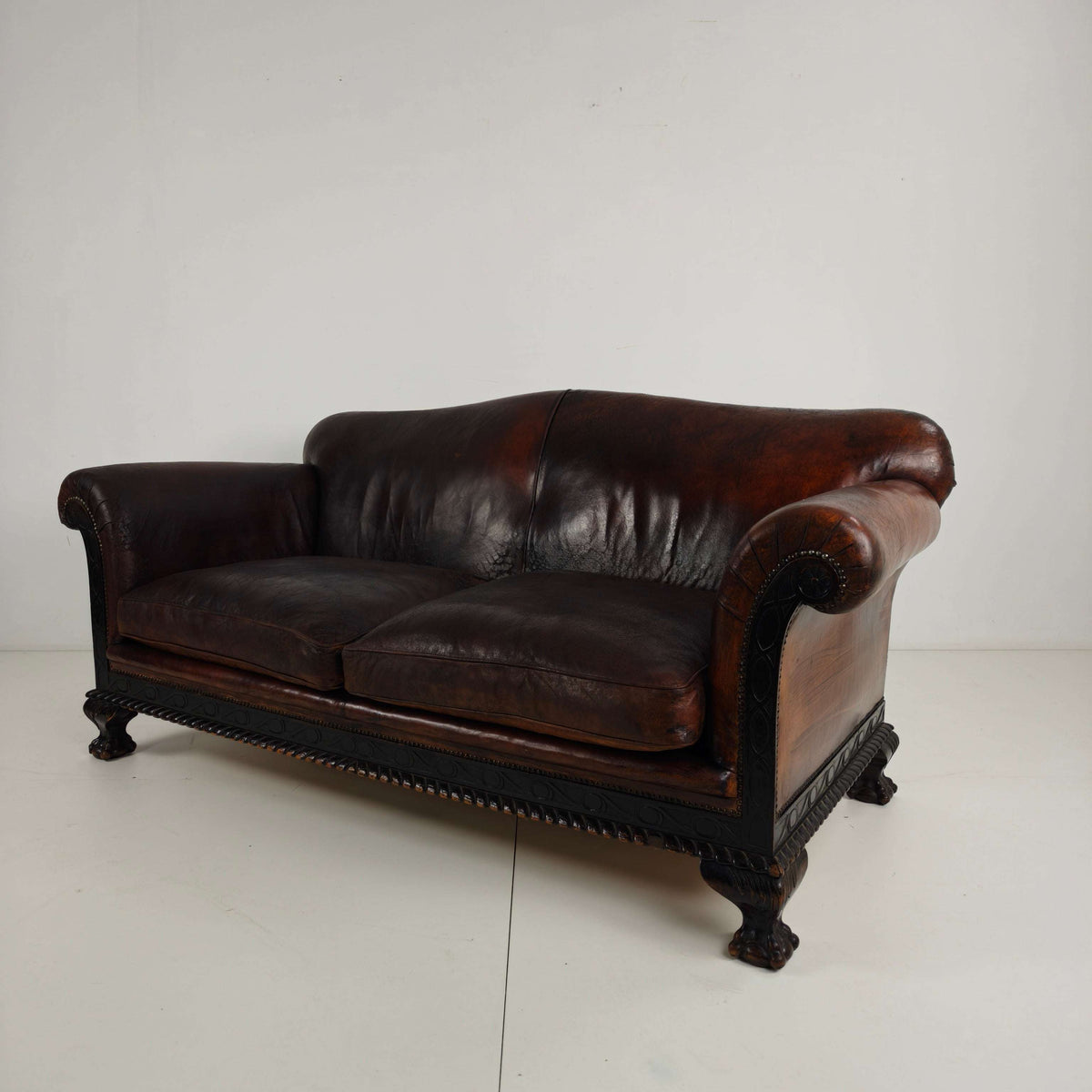 Early 20th Century Country House Camelback Club Sofa Early 20th Century Country House Camelback Club Sofa