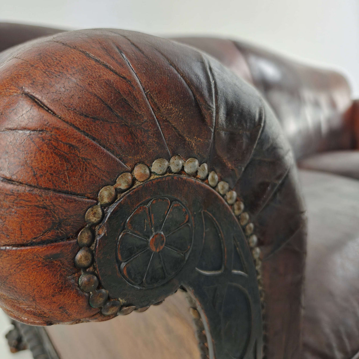 Early 20th Century Country House Camelback Club Sofa Early 20th Century Country House Camelback Club Sofa