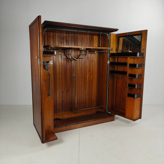 Art Deco Compacton Gentleman’s Wardrobe – 1920