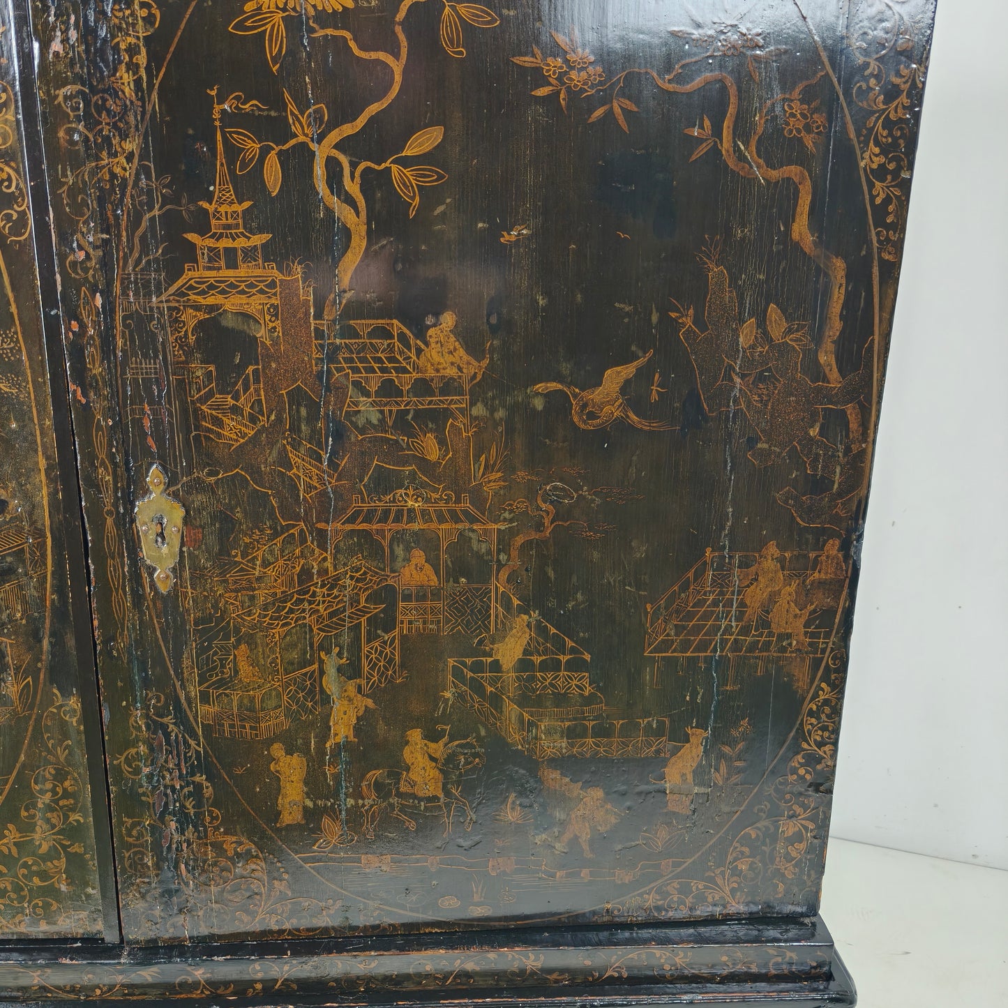 A rare early 18th-century Dutch japanned chinoiserie cabinet, circa 1700
