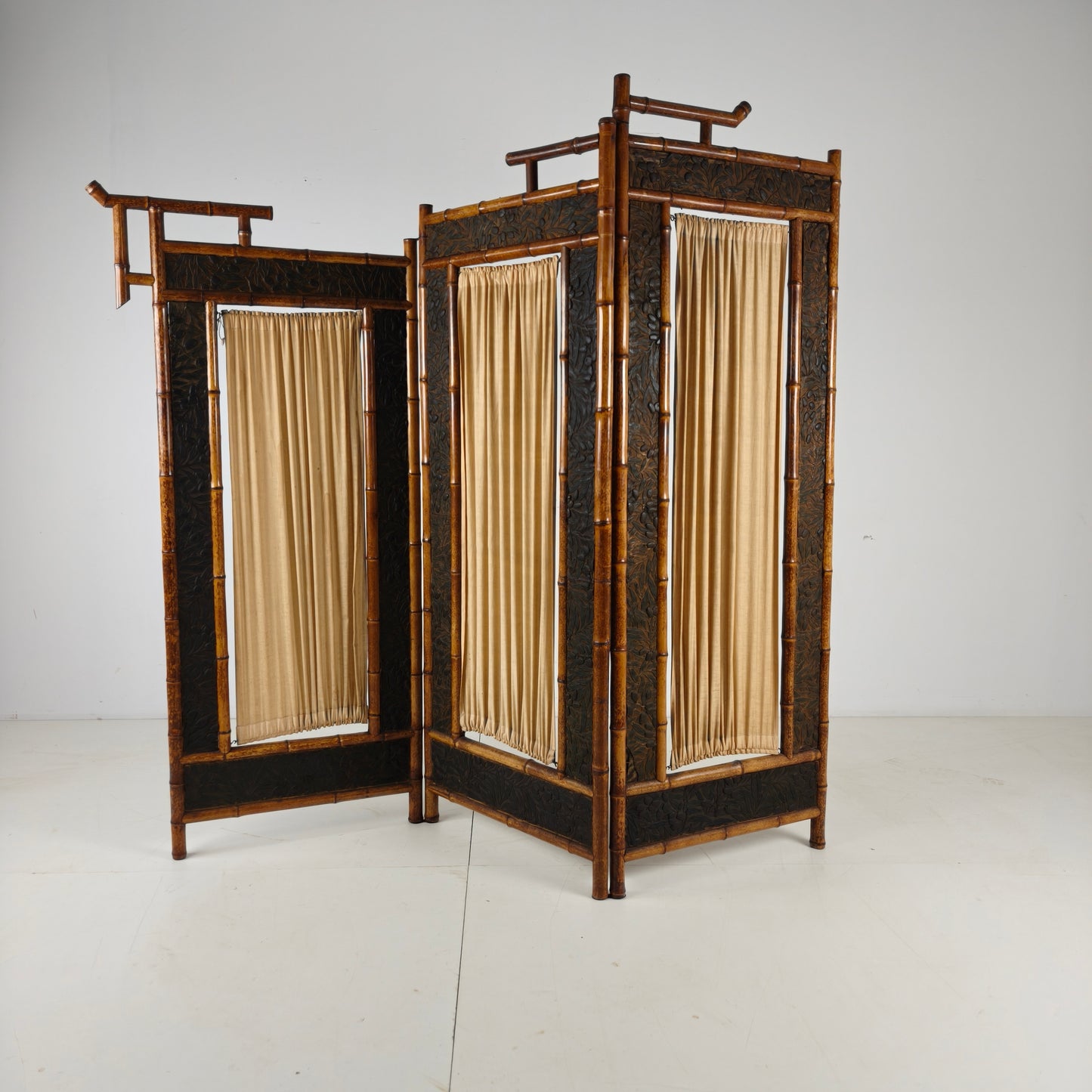Early 20th Century Bamboo Roomdivider/  Folding Screen