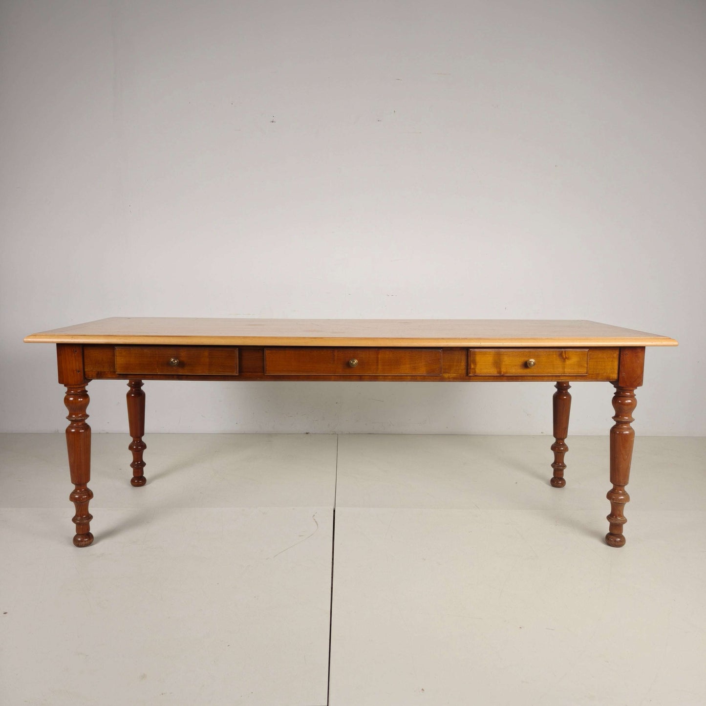 Late 20th Century French Dining Table with Turned Legs Late 20th Century French Dining Table with Turned Legs