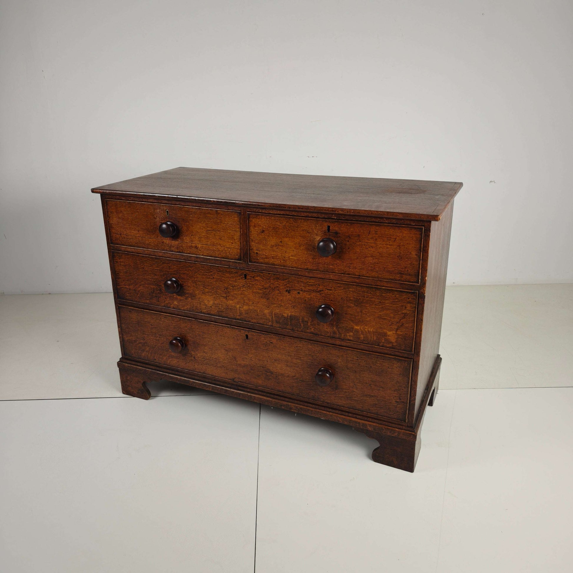 Victorian Oak Chest of Drawers circa 1860–1880. Victorian Oak Chest of Drawers circa 1860–1880.
