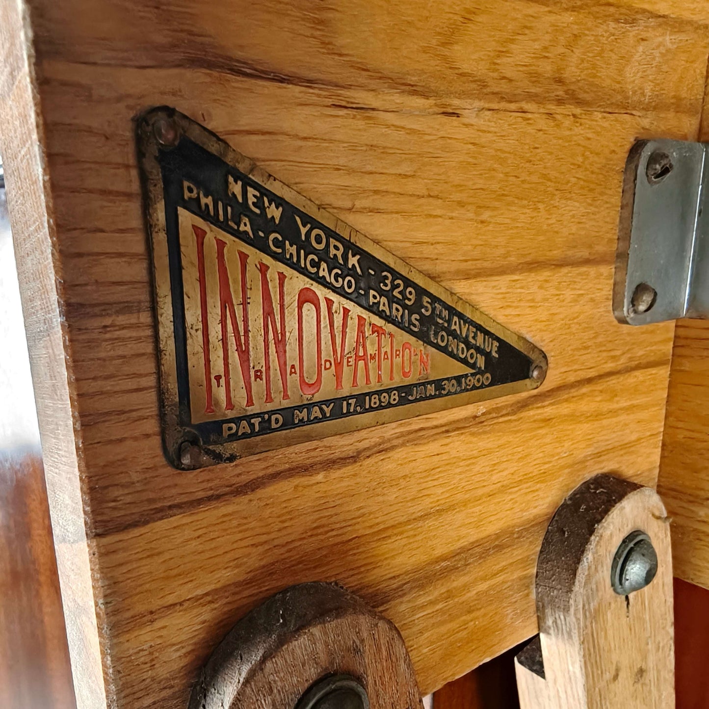 Early 20th Century Innovation Ingenuities Ltd. Gentleman’s Wardrobe Early 20th Century Innovation Ingenuities Ltd. Gentleman’s Wardrobe