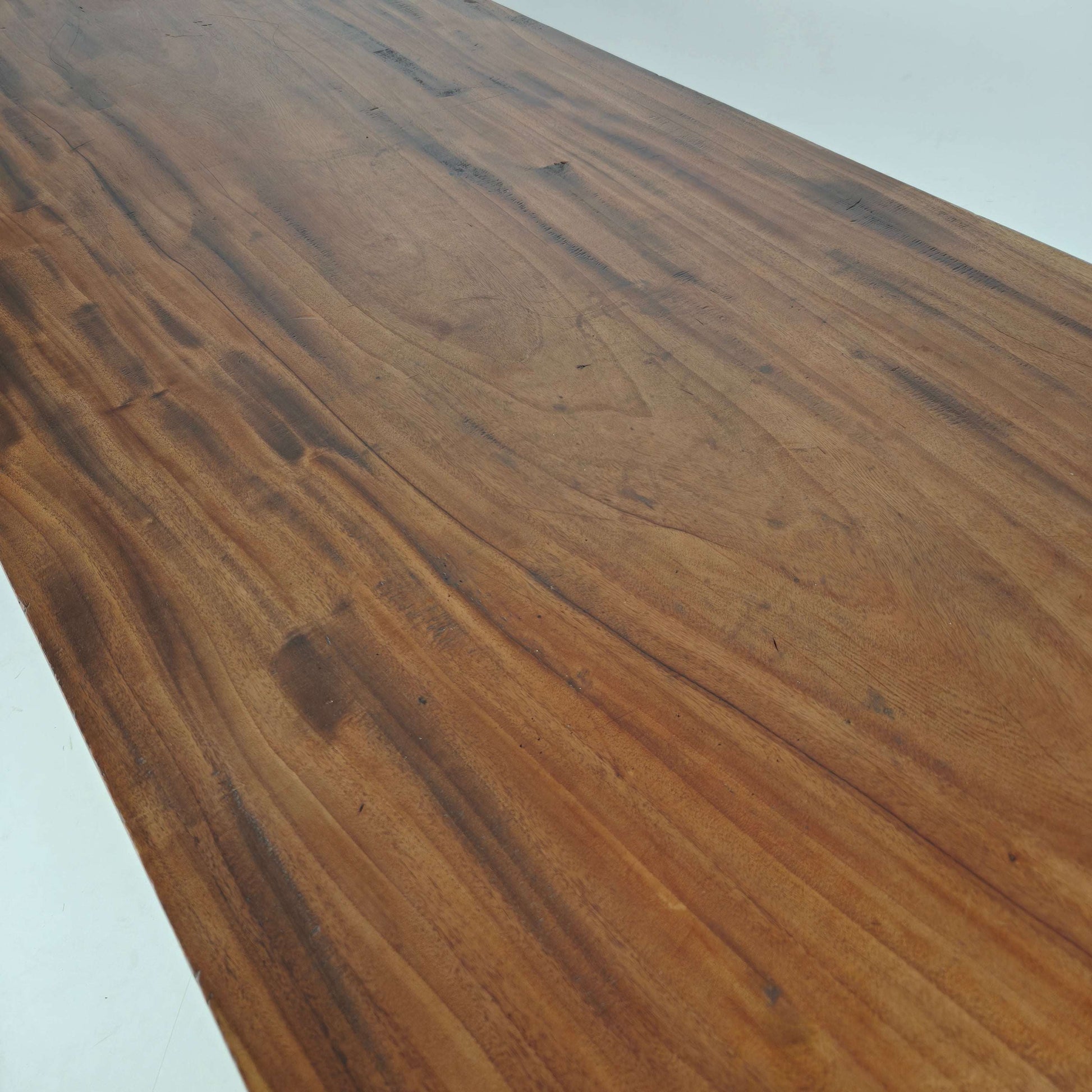 Spanish Solid Wood Dining Table – 20th Century Spanish Solid Wood Dining Table – 20th Century