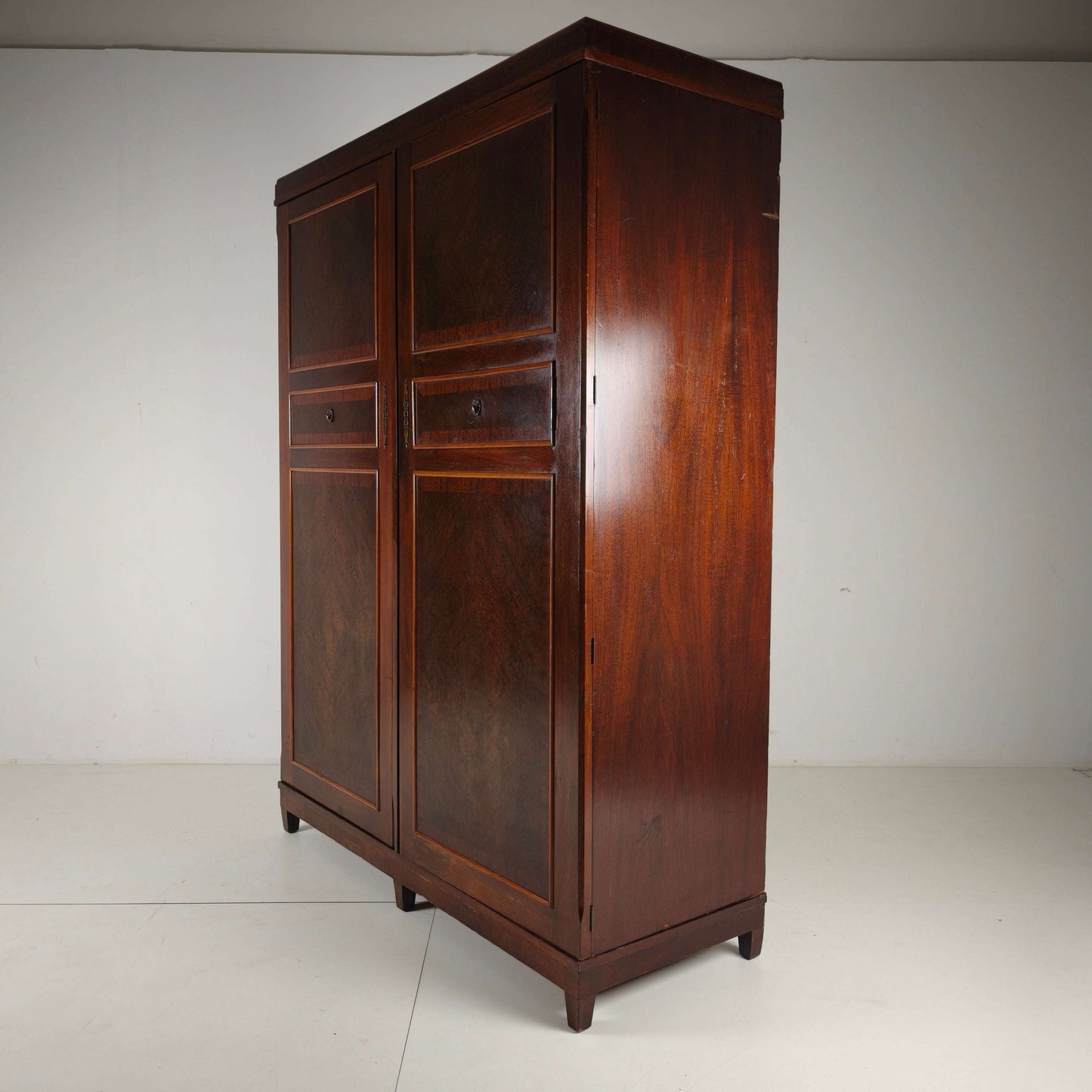 Compactom Ltd Model JCH Gentleman’s Wardrobe with Secret Drawers – England, c.1920 Compactom Ltd Model JCH Gentleman’s Wardrobe with Secret Drawers – England, c.1920