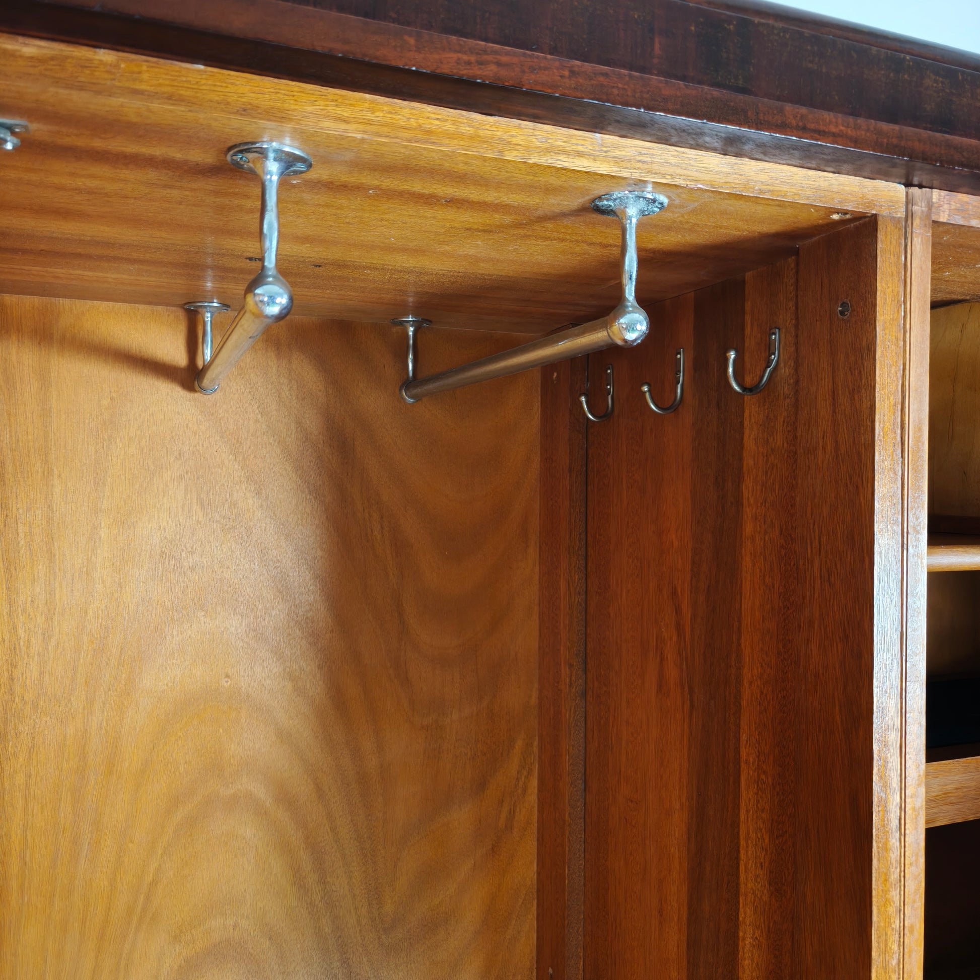 Compactom Ltd Model JCH Gentleman’s Wardrobe with Secret Drawers – England, c.1920 Compactom Ltd Model JCH Gentleman’s Wardrobe with Secret Drawers – England, c.1920