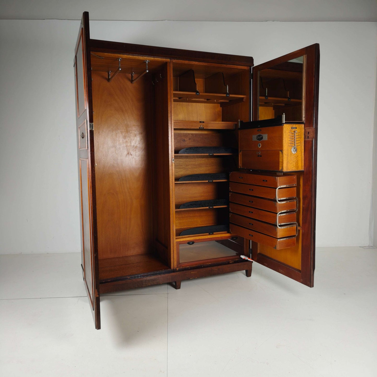 Compactom Ltd Model JCH Gentleman’s Wardrobe with Secret Drawers – England, c.1920 Compactom Ltd Model JCH Gentleman’s Wardrobe with Secret Drawers – England, c.1920