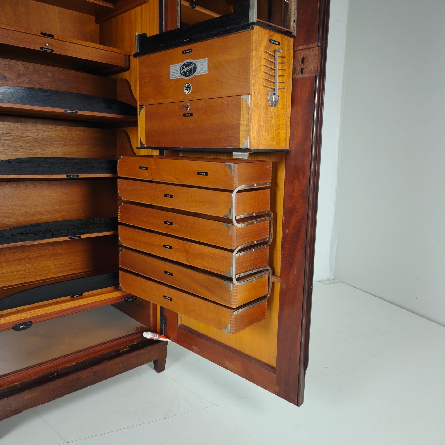 Compactom Ltd Model JCH Gentleman’s Wardrobe with Secret Drawers – England, c.1920 Compactom Ltd Model JCH Gentleman’s Wardrobe with Secret Drawers – England, c.1920
