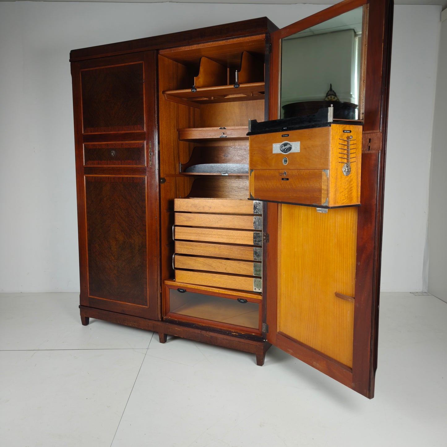 Compactom Ltd Model JCH Gentleman’s Wardrobe with Secret Drawers – England, c.1920 Compactom Ltd Model JCH Gentleman’s Wardrobe with Secret Drawers – England, c.1920