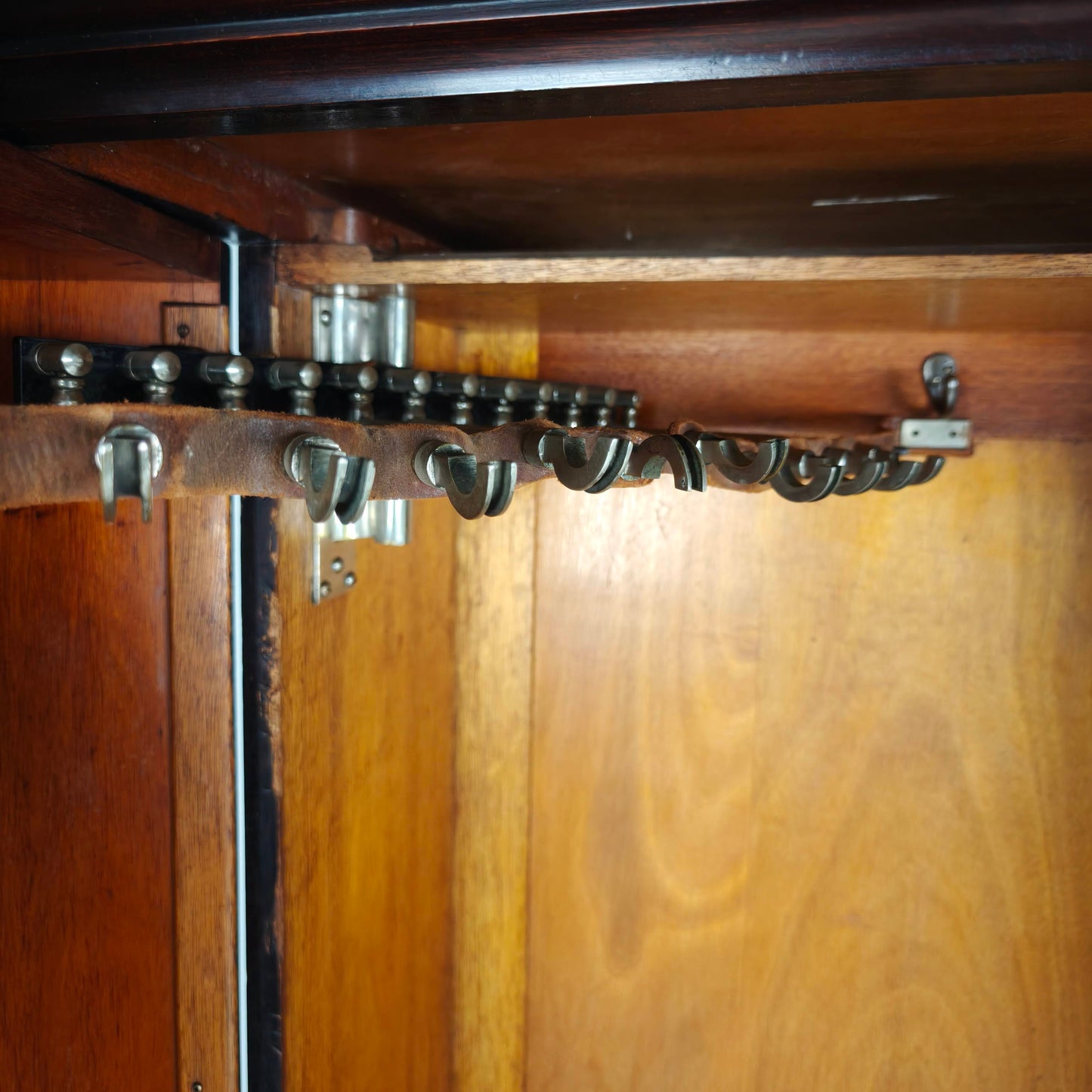 1920s Compactom Ltd Gentleman’s Wardrobe – Complete Fitted Interior