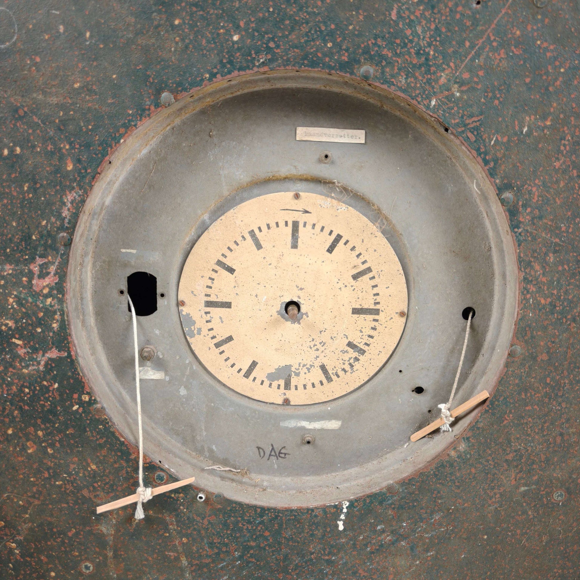 Large Station Clock with Moon Phase and Calendar, 78 cm Large Station Clock with Moon Phase and Calendar, 78 cm