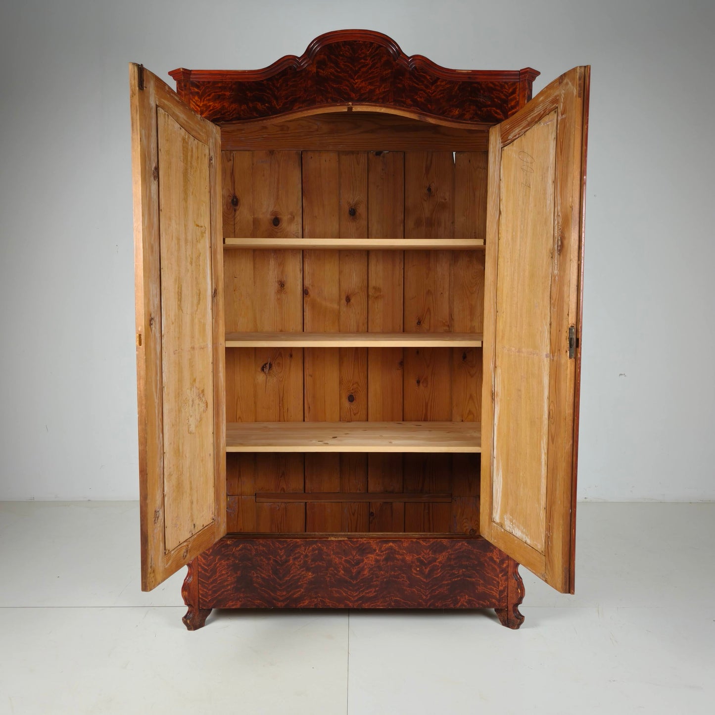 19th Century Pine Linen Cupboard / Wardrobe with Flame Veneer