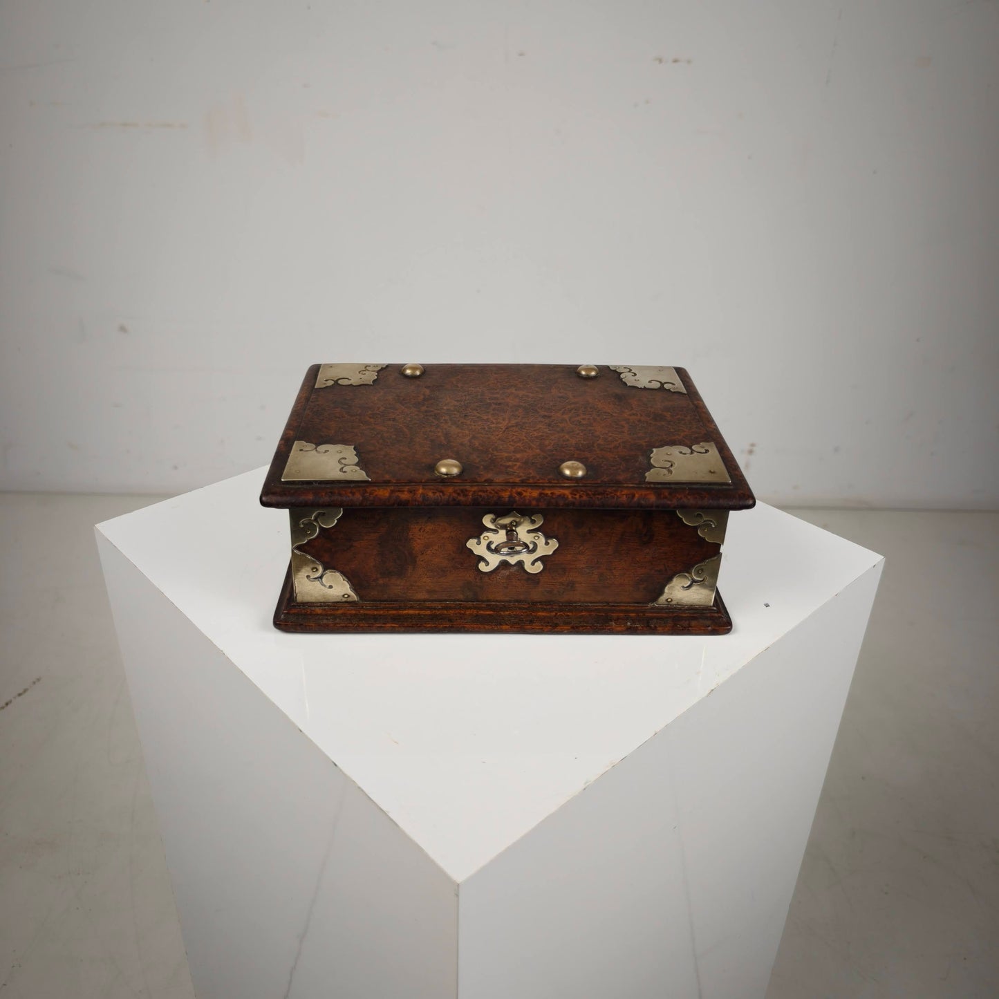 Early 18th Century Dutch Colonial Solid Amboyna Wood Casket, Batavia
