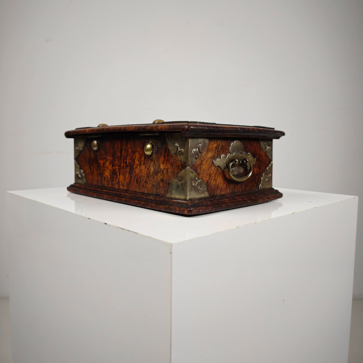 Early 18th Century Dutch Colonial Solid Amboyna Wood Casket, Batavia