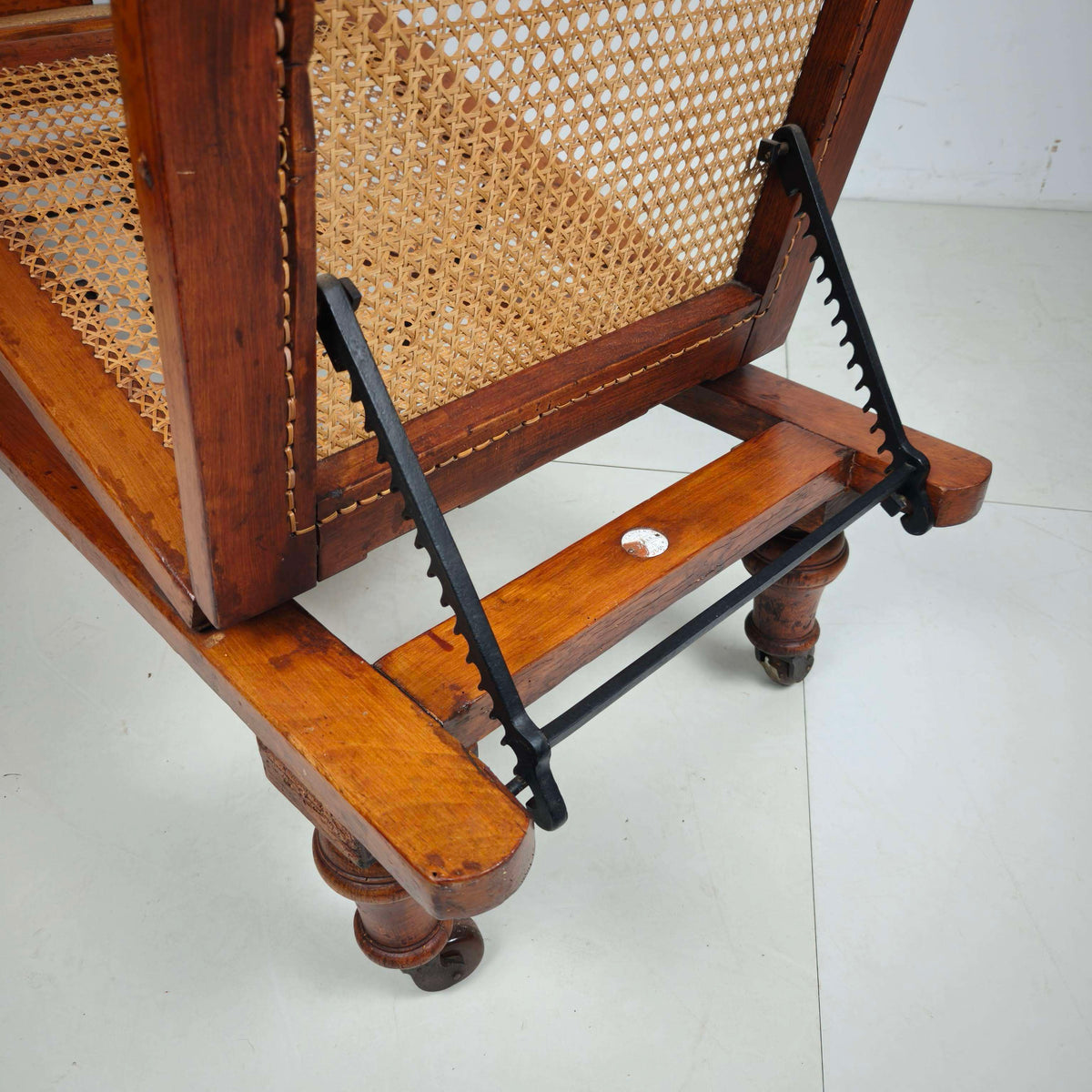 19th Century J. Carter of London Campaign Daybed 19th Century J. Carter of London Campaign Daybed