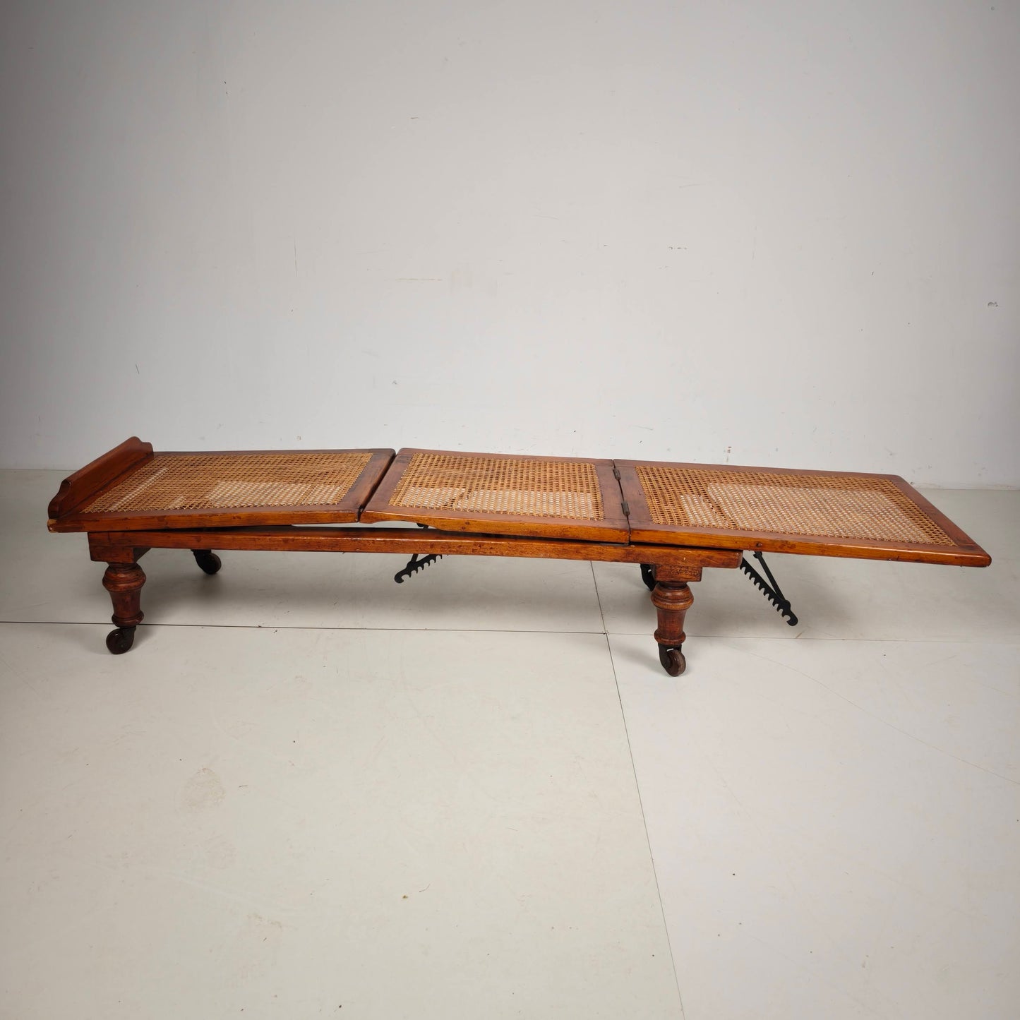 19th Century J. Carter of London Campaign Daybed