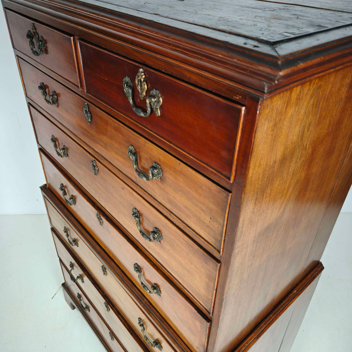 English Georgian Mahogany Chest on Chest, Circa 1820 English Georgian Mahogany Chest on Chest, Circa 1820