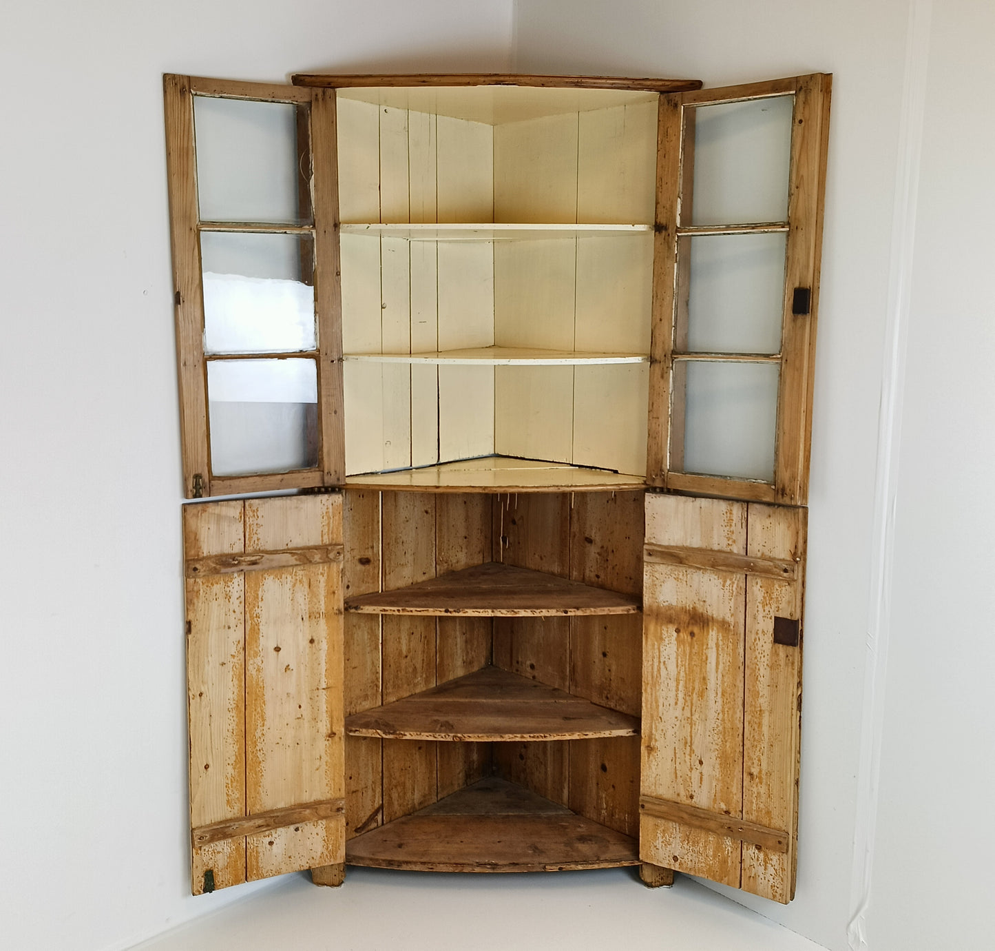 Amazing English Art Deco Burrnut Wardrobe