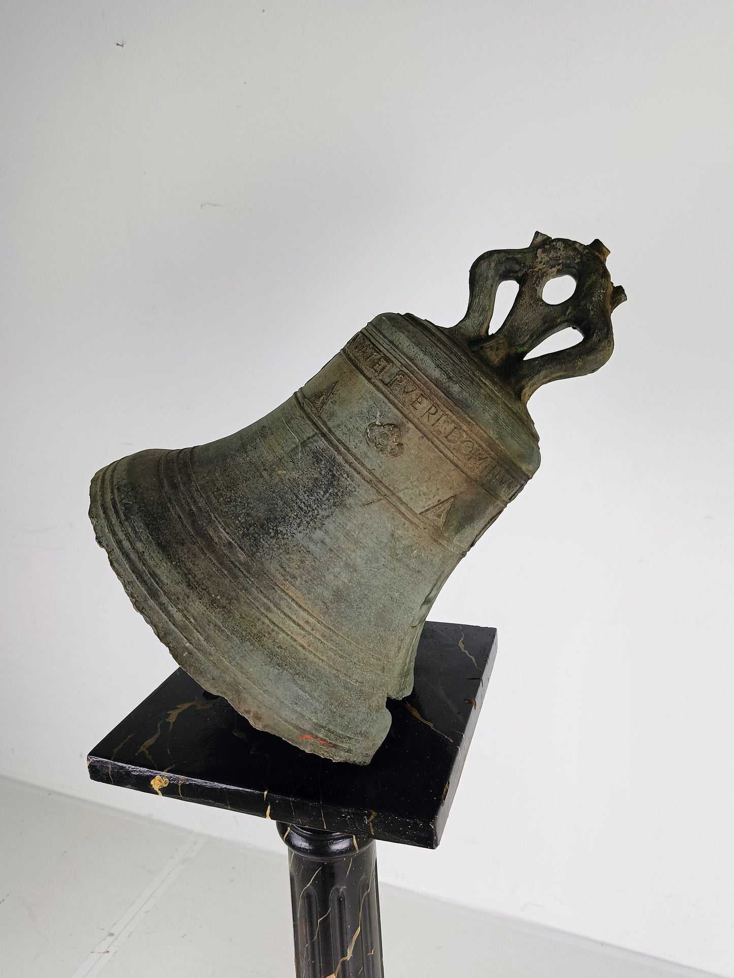 Amazing Antique Church Bell Anno 1679 Amazing Antique Church Bell Anno 1679