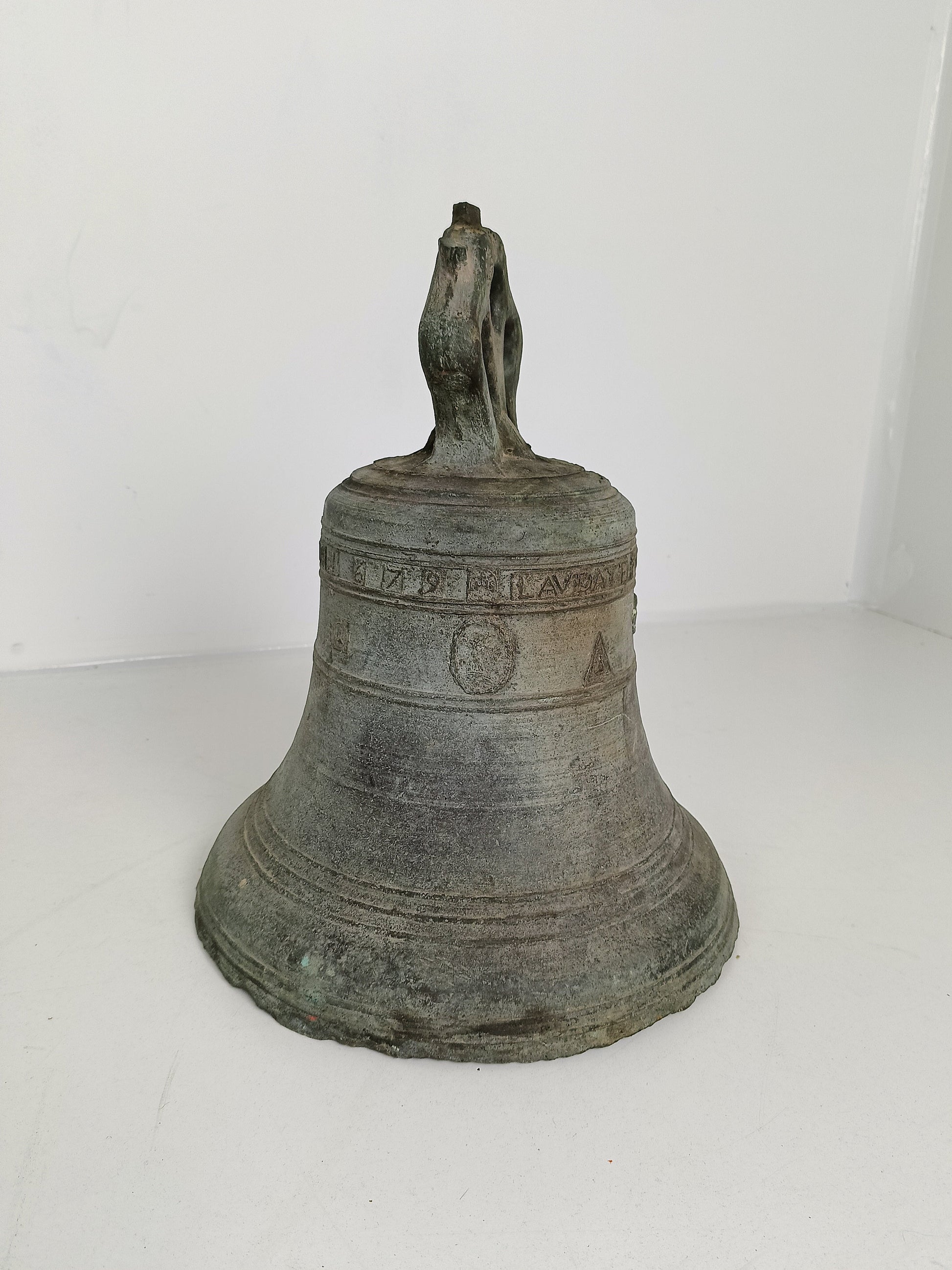 Amazing Antique Church Bell Anno 1679 Amazing Antique Church Bell Anno 1679