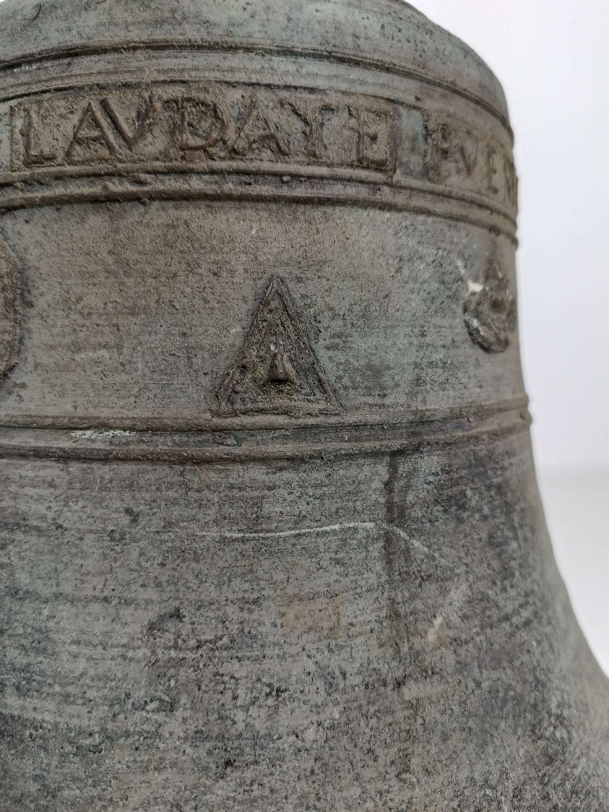 Amazing Antique Church Bell Anno 1679 Amazing Antique Church Bell Anno 1679