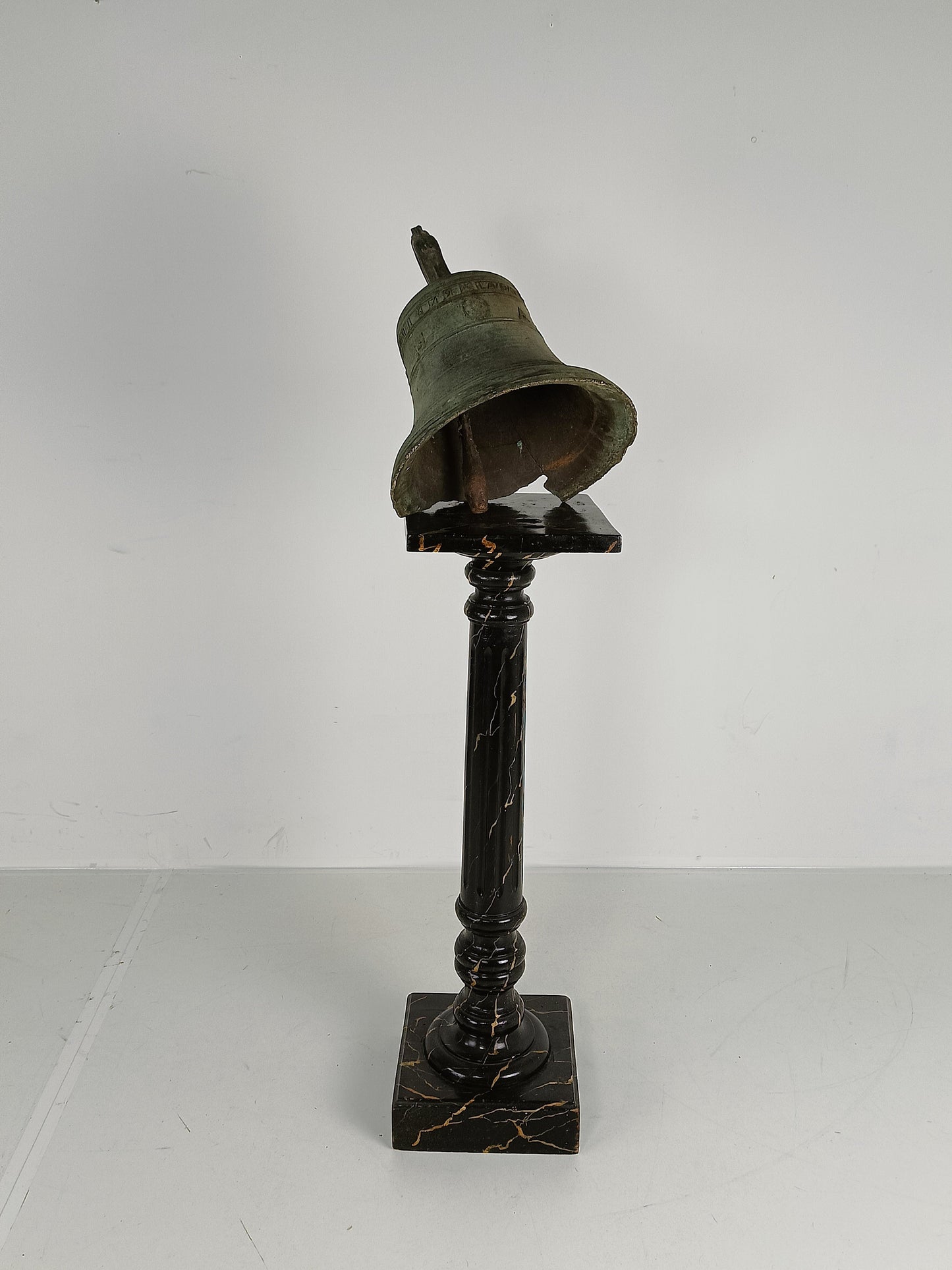 Amazing Antique Church Bell Anno 1679 Amazing Antique Church Bell Anno 1679