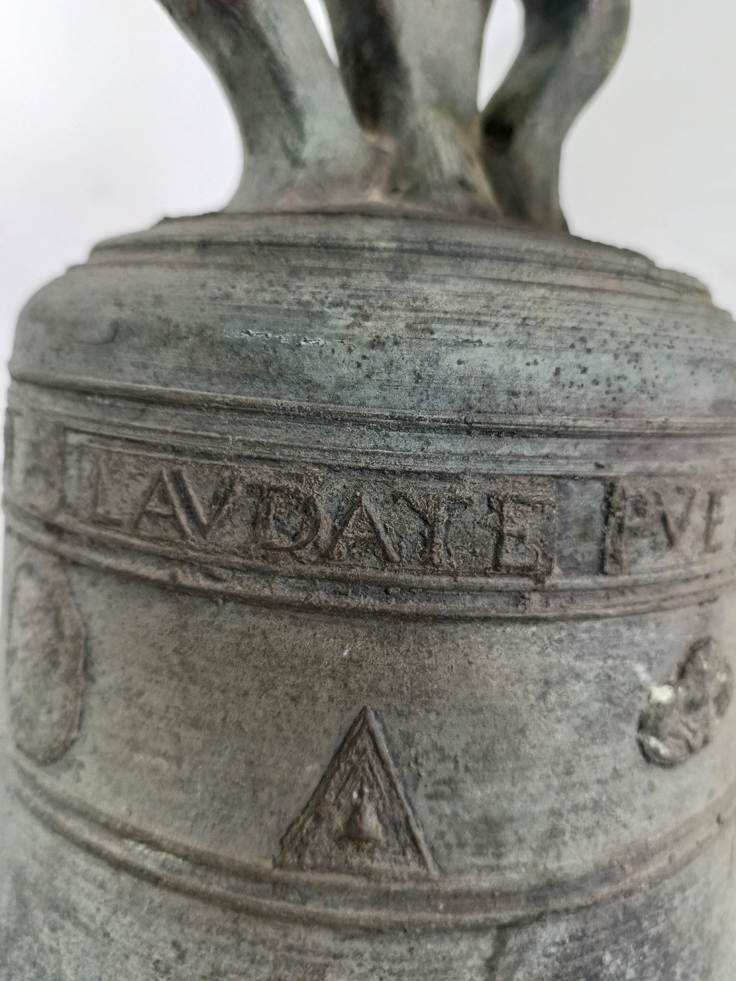 Amazing Antique Church Bell Anno 1679 Amazing Antique Church Bell Anno 1679