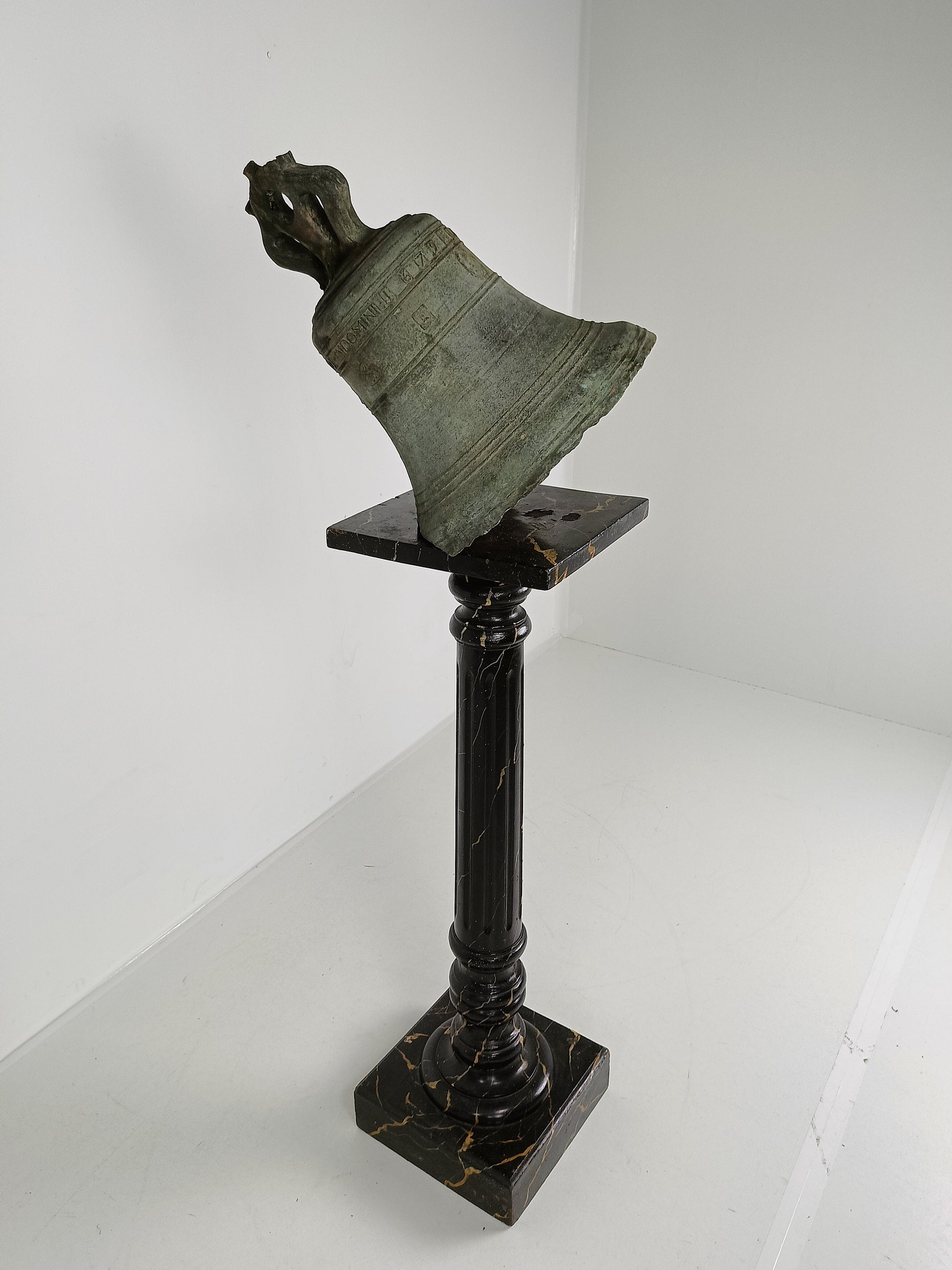 Amazing Antique Church Bell Anno 1679 Amazing Antique Church Bell Anno 1679