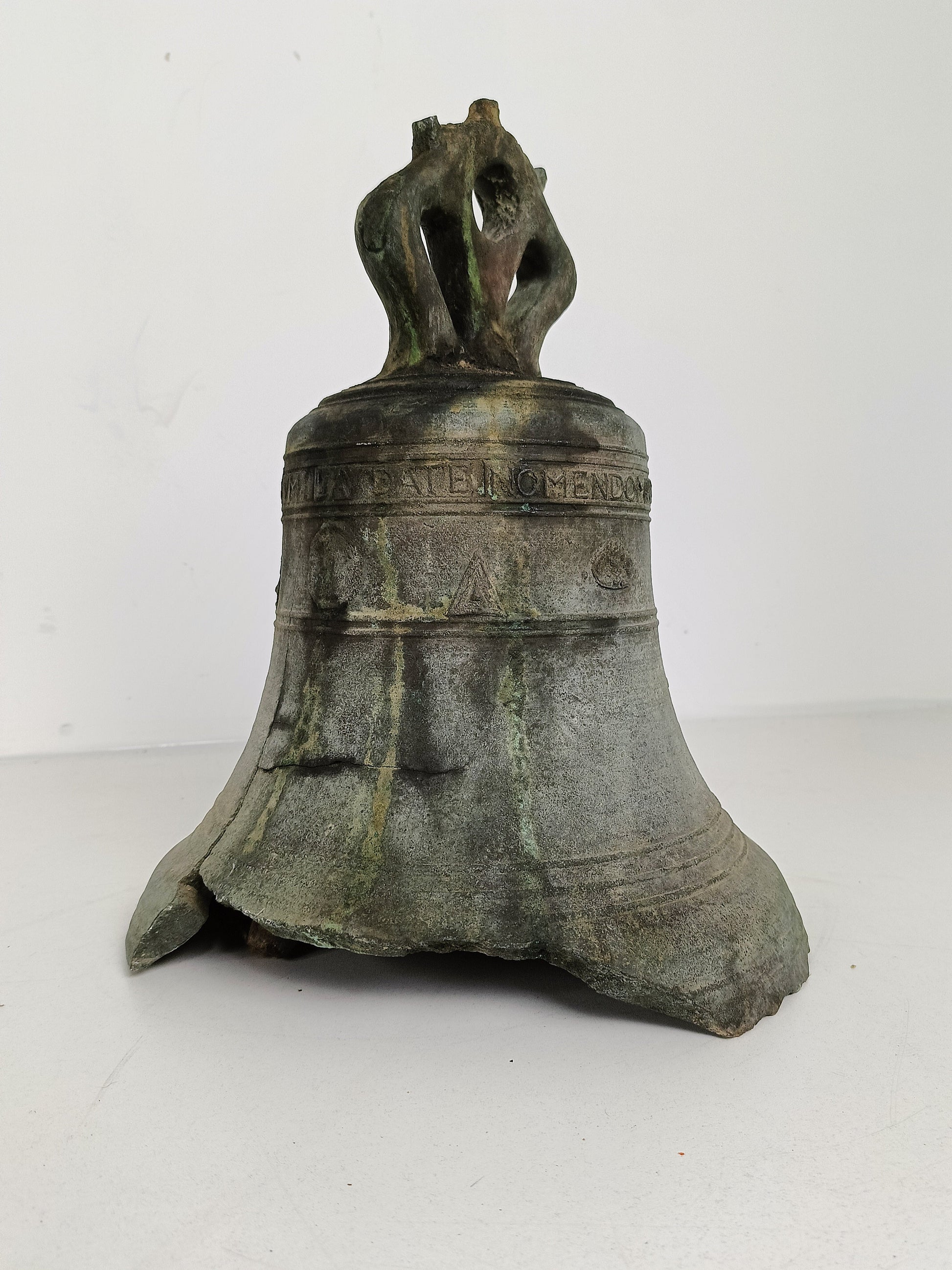 Amazing Antique Church Bell Anno 1679 Amazing Antique Church Bell Anno 1679