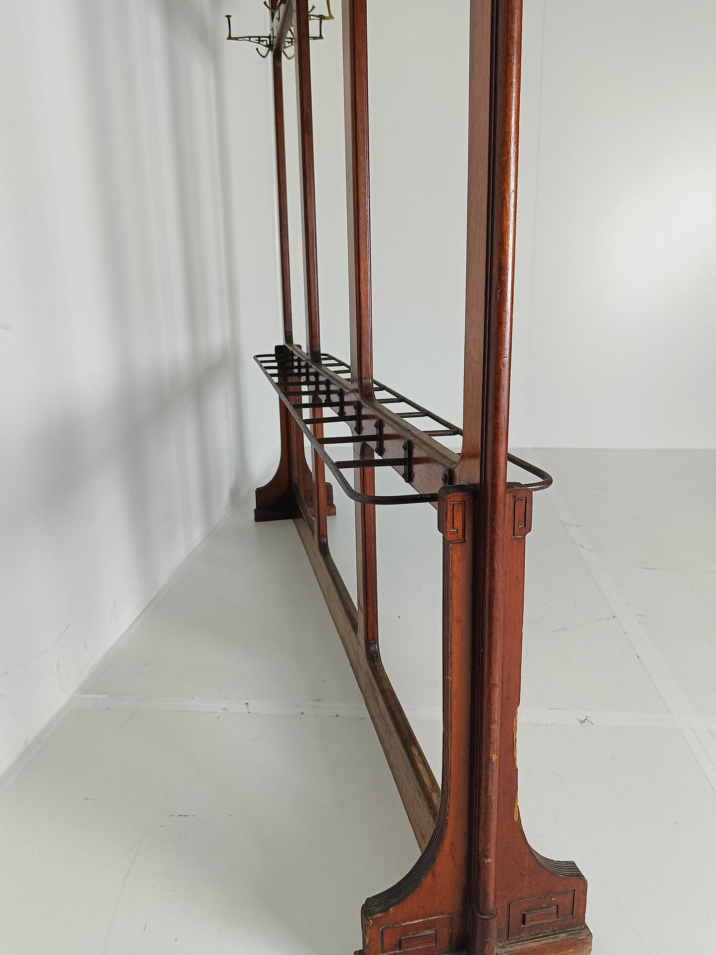 Amazing Antique club Coat Rack Amazing Antique club Coat Rack