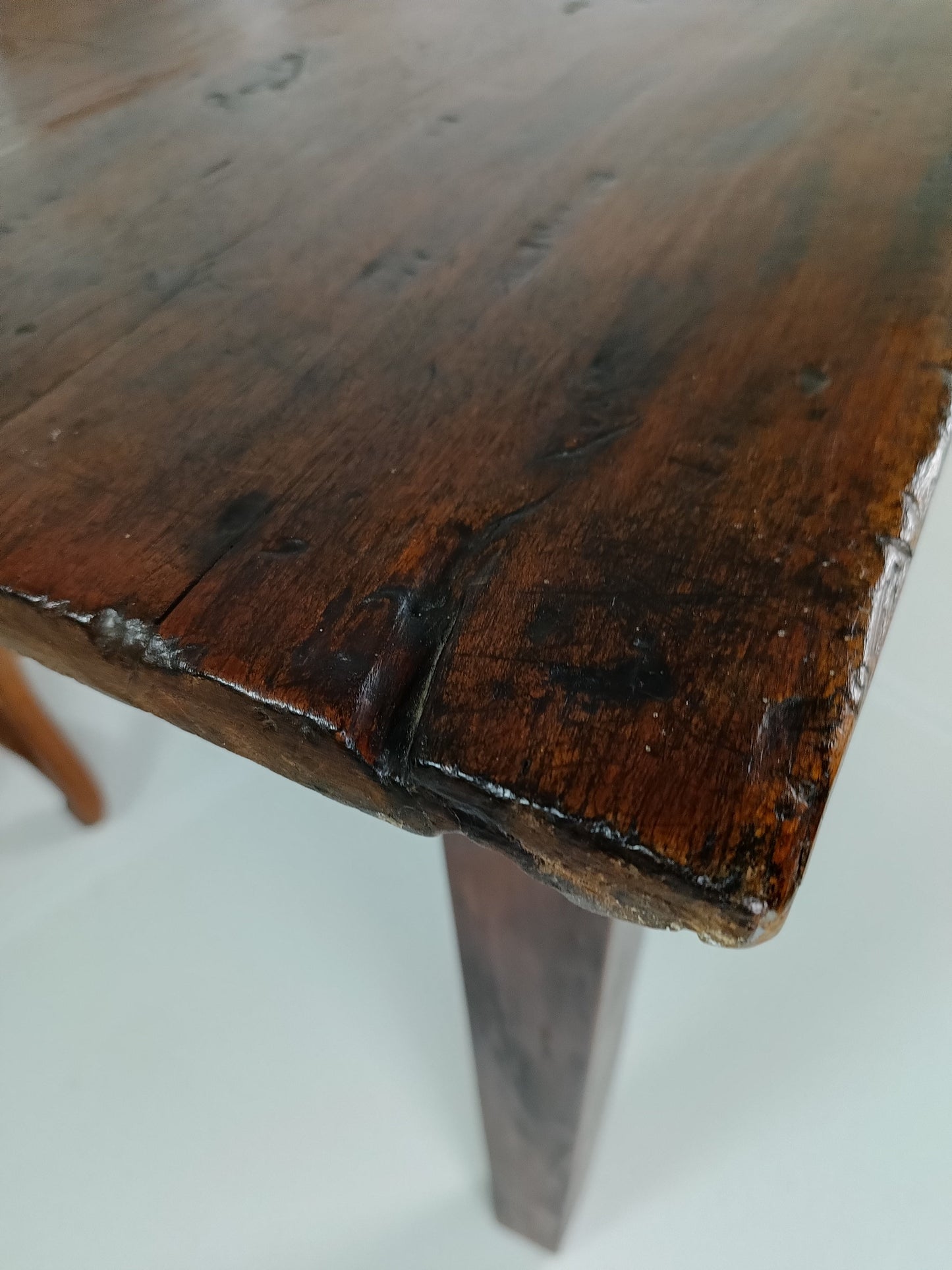 Amazing Antique Dining Table Amazing Antique Dining Table