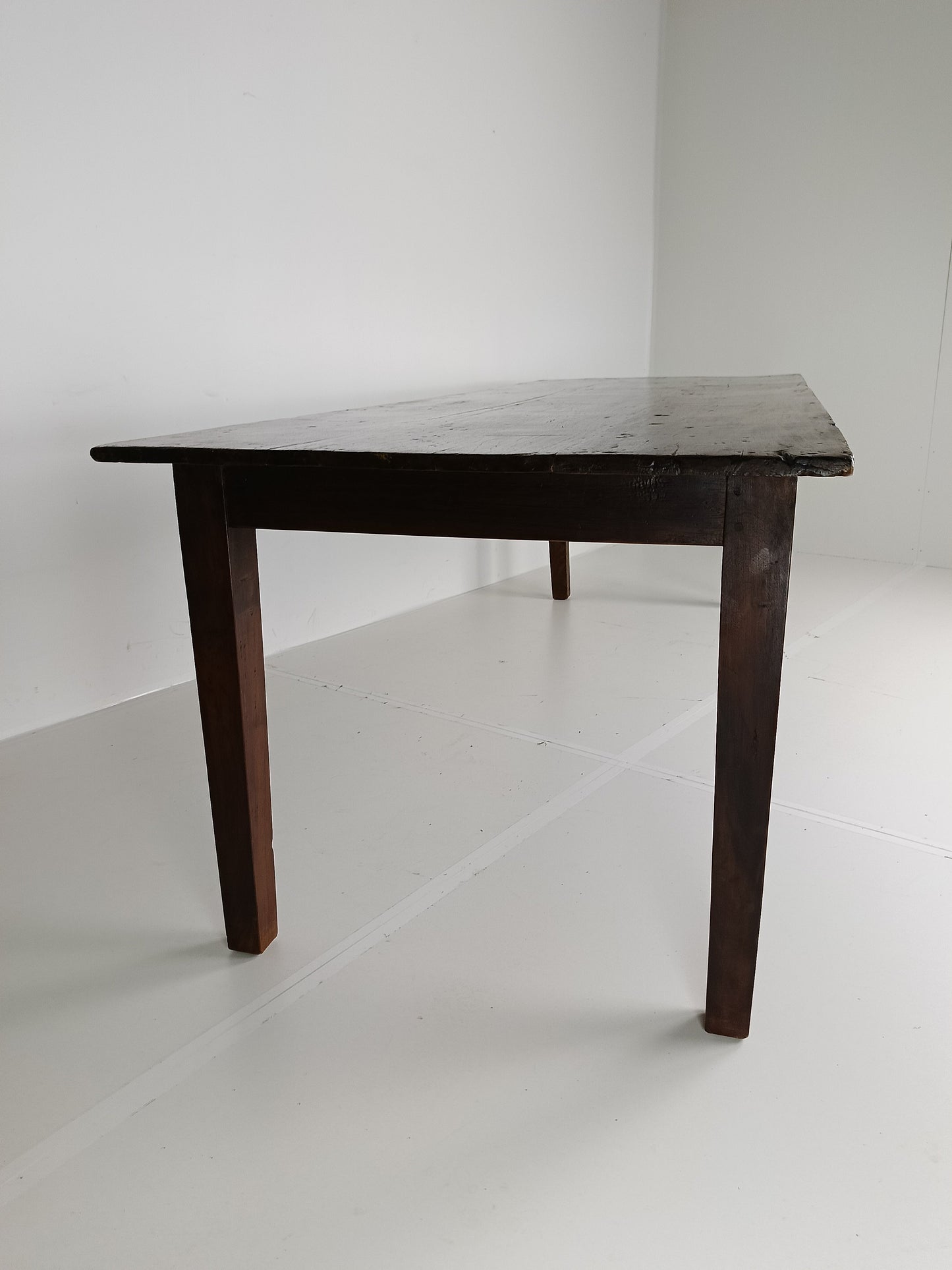 Amazing Antique Dining Table Amazing Antique Dining Table