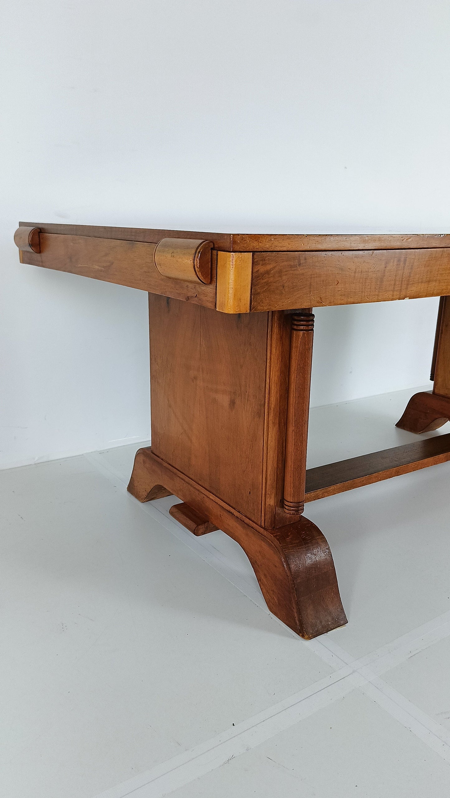 Amazing Art Deco Dining Table Amazing Art Deco Dining Table