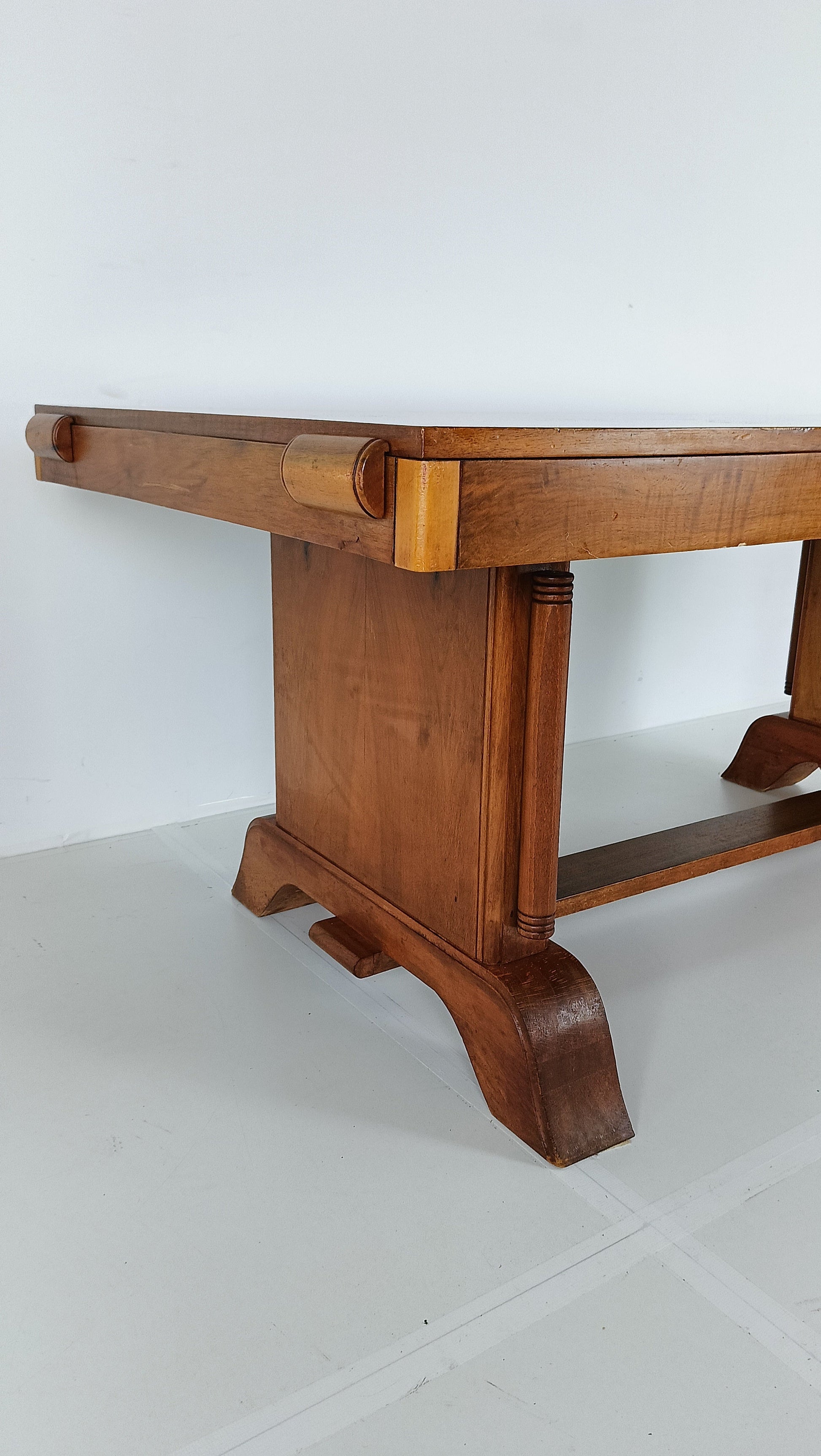 Amazing Art Deco Dining Table Amazing Art Deco Dining Table