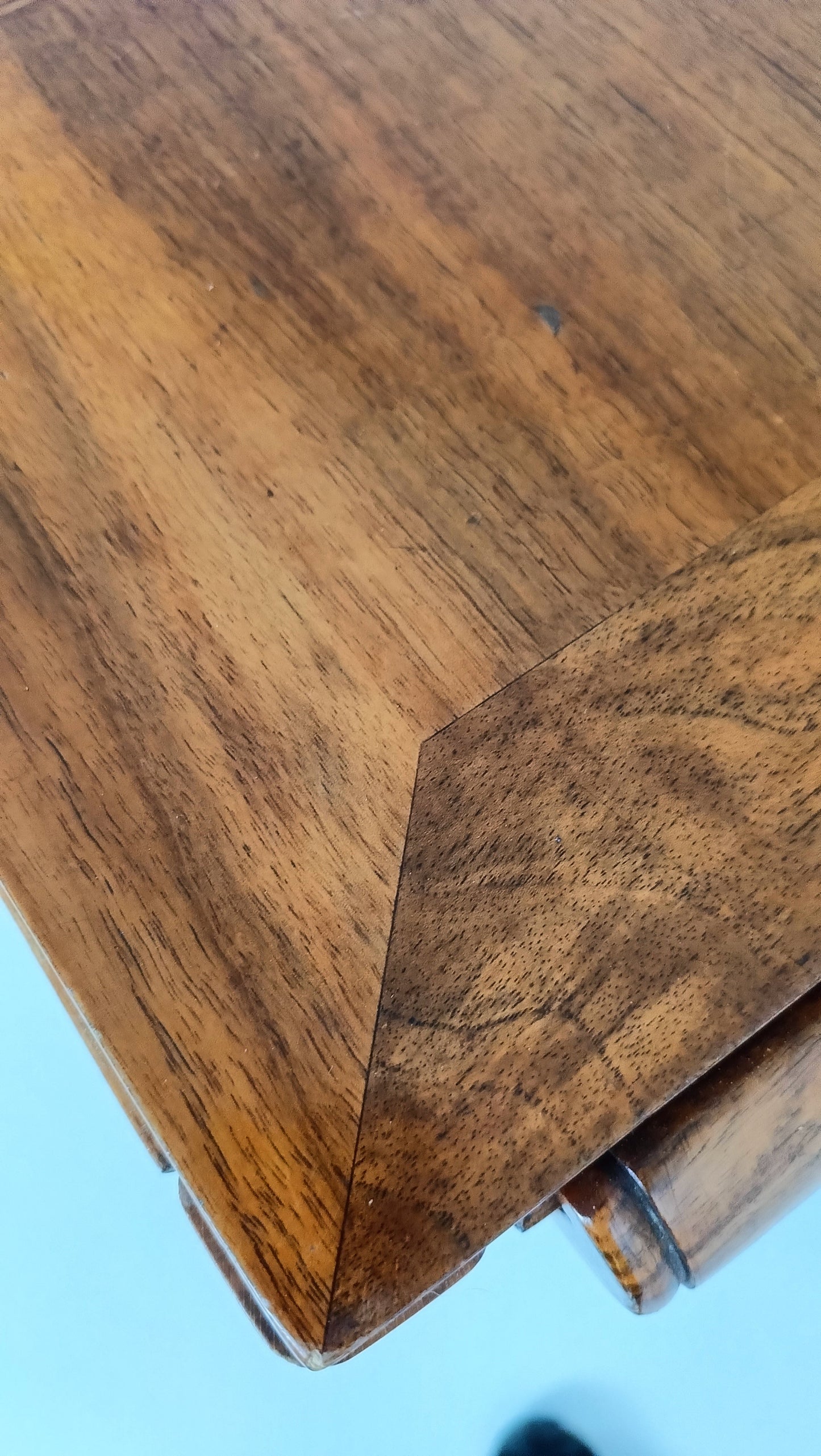 Amazing Art Deco Dining Table Amazing Art Deco Dining Table