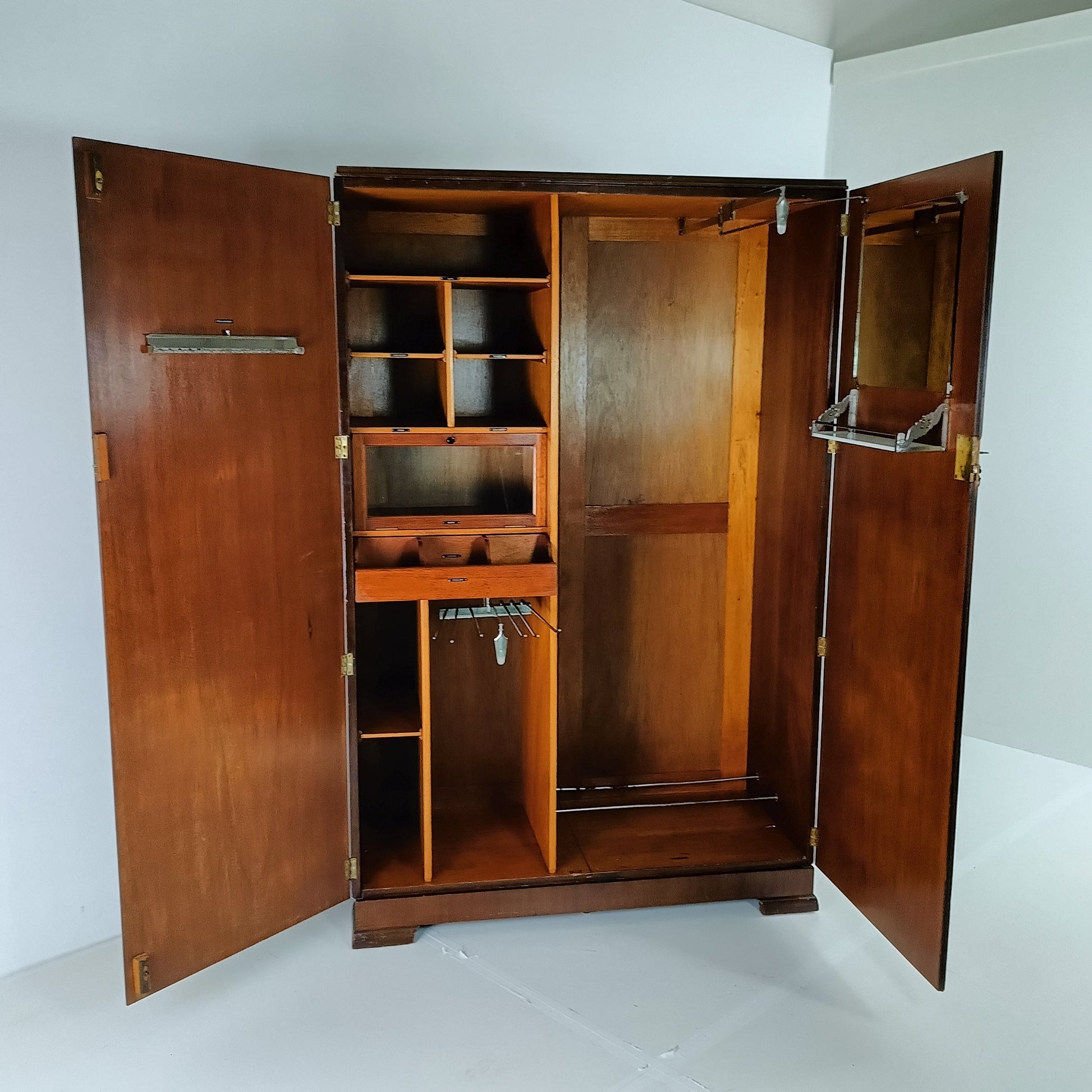 Amazing English Art Deco Burrnut Wardrobe Amazing English Art Deco Burrnut Wardrobe
