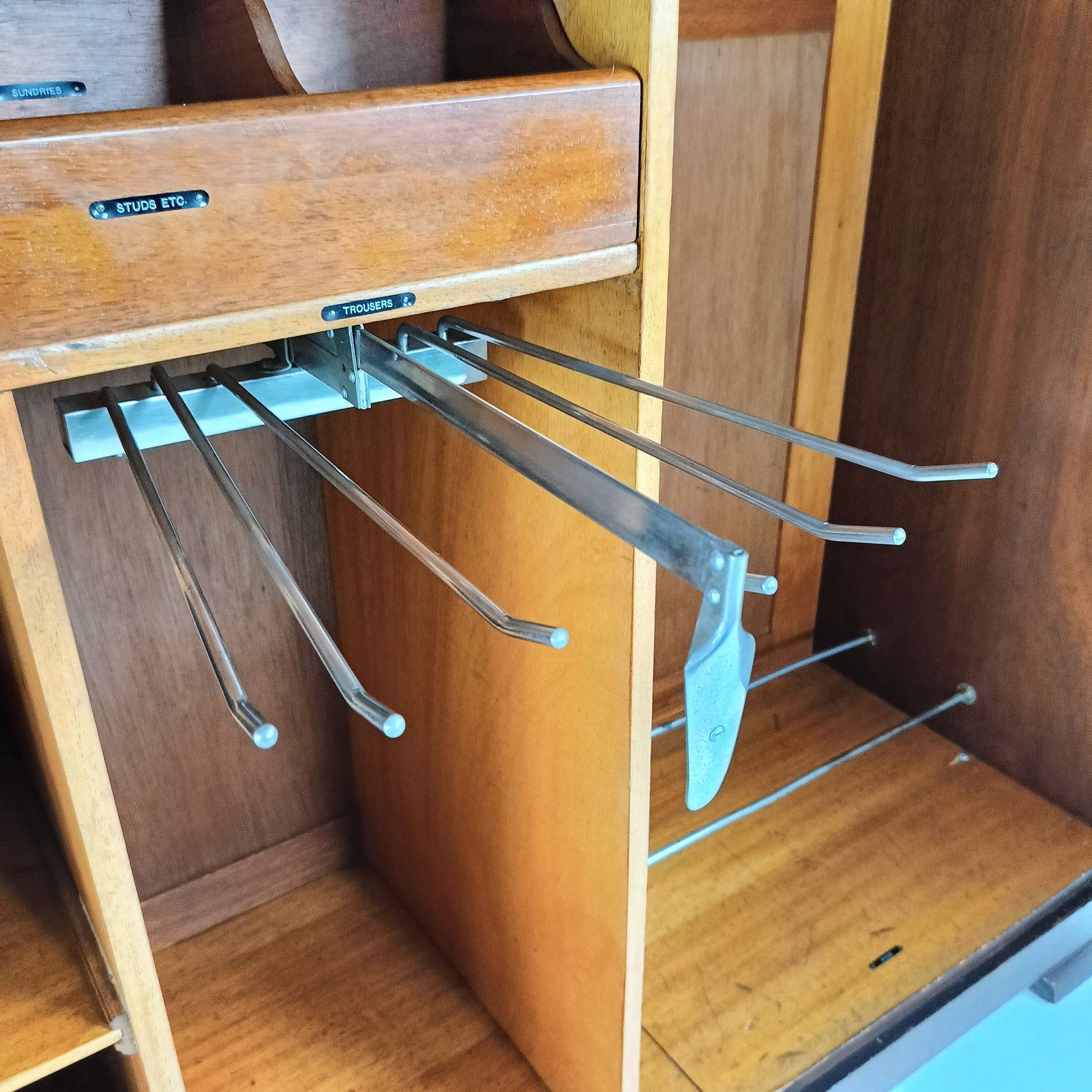 Amazing English Art Deco Burrnut Wardrobe Amazing English Art Deco Burrnut Wardrobe