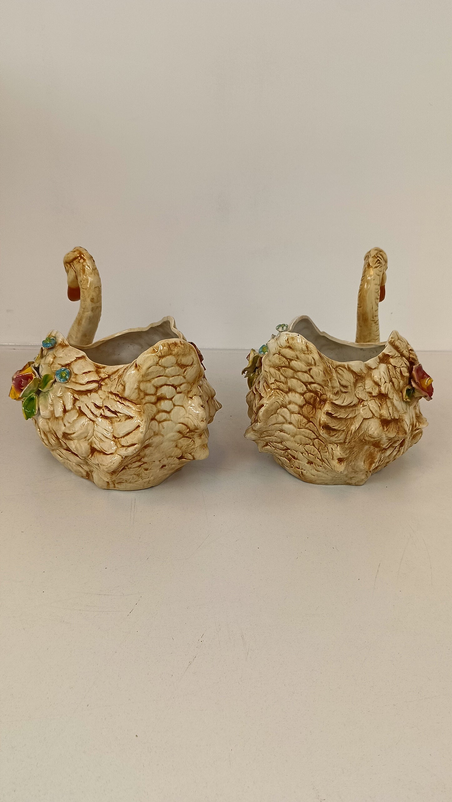 Amazing Garden Swan Glazed Pots Amazing Garden Swan Glazed Pots
