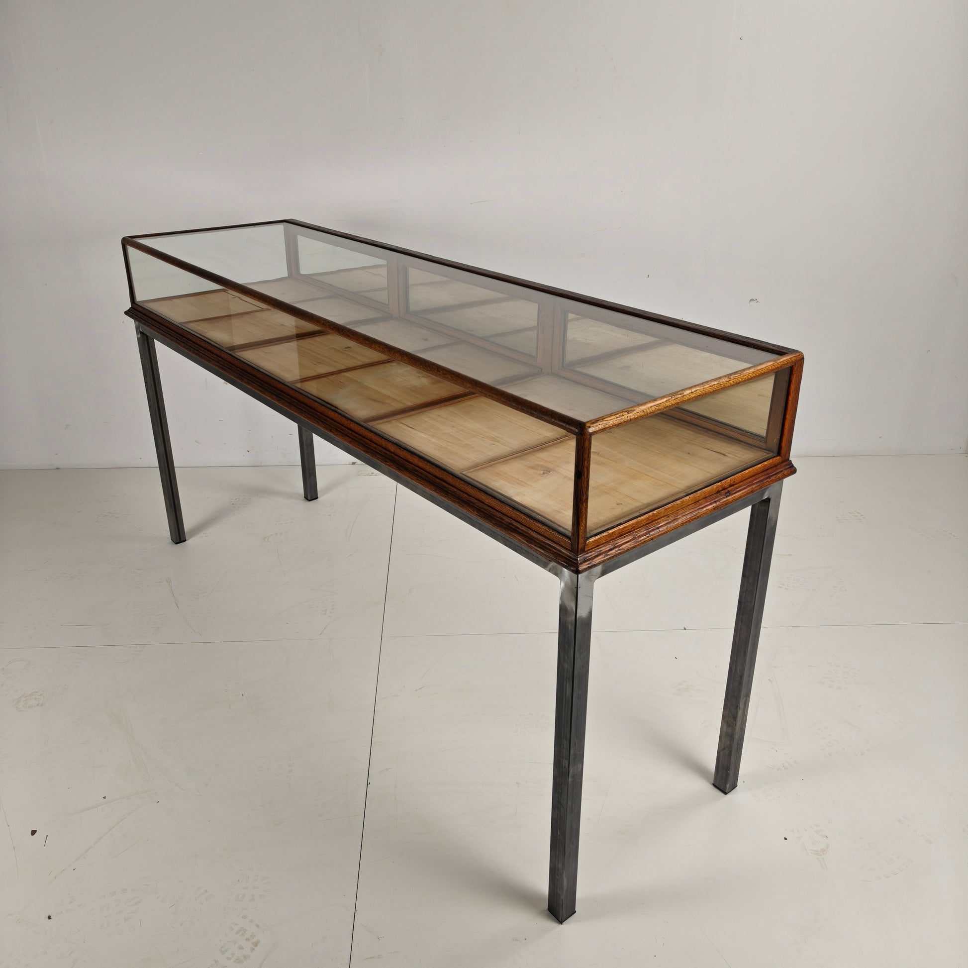 Antique 1920s–1930s Jeweler’s Display Counter Antique 1920s–1930s Jeweler’s Display Counter