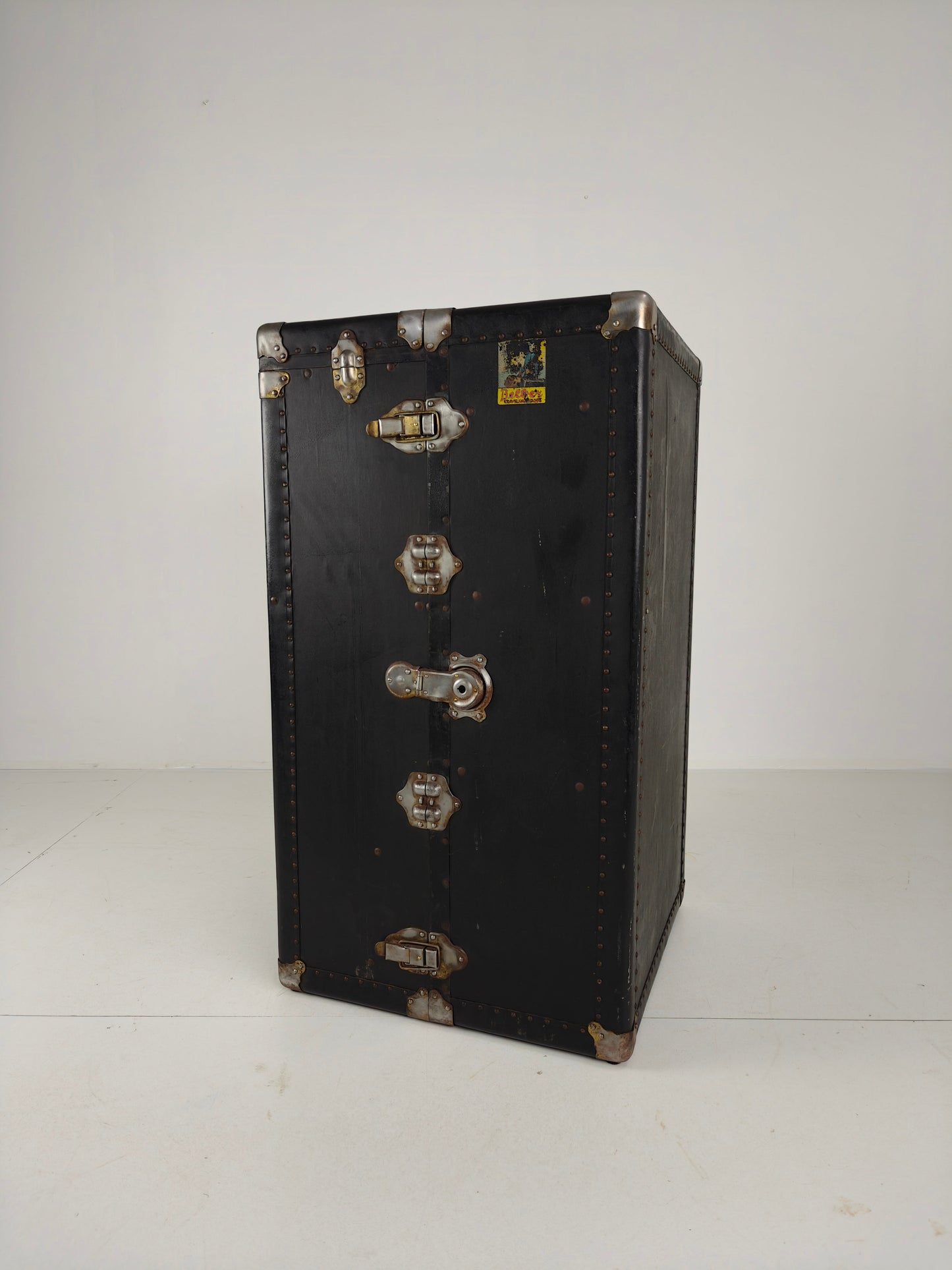 Antique 1924 Belber Black Leather Steamer Trunk - Large Travel Wardrobe Antique 1924 Belber Black Leather Steamer Trunk - Large Travel Wardrobe