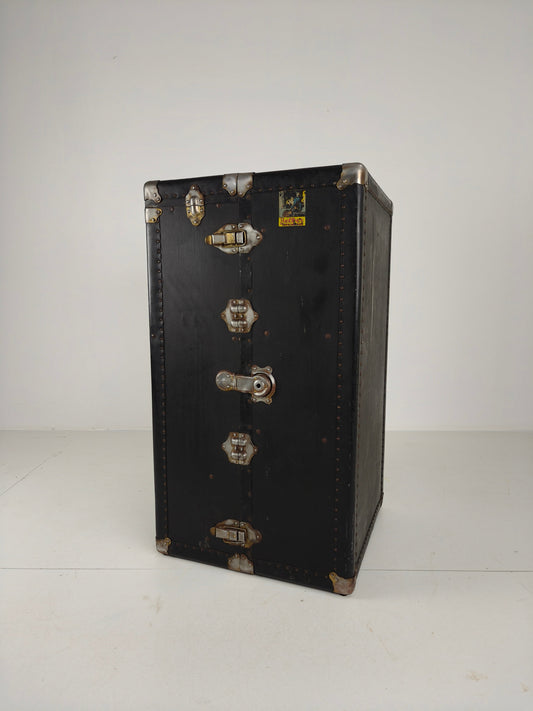 Antique 1924 Belber Black Leather Steamer Trunk - Large Travel Wardrobe Antique 1924 Belber Black Leather Steamer Trunk - Large Travel Wardrobe